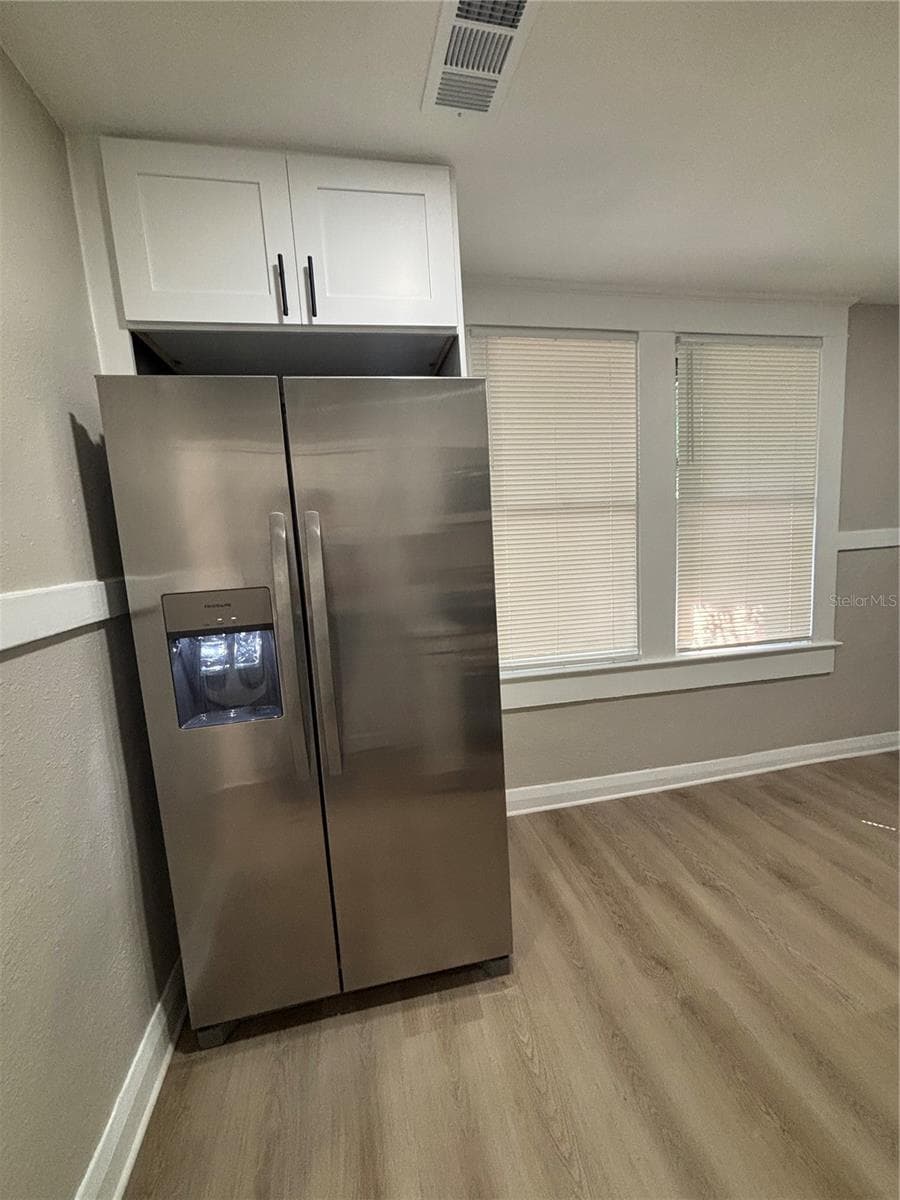 Single Family Residence at 8216 N 14TH STREET ST, TAMPA, photo 10 of 19