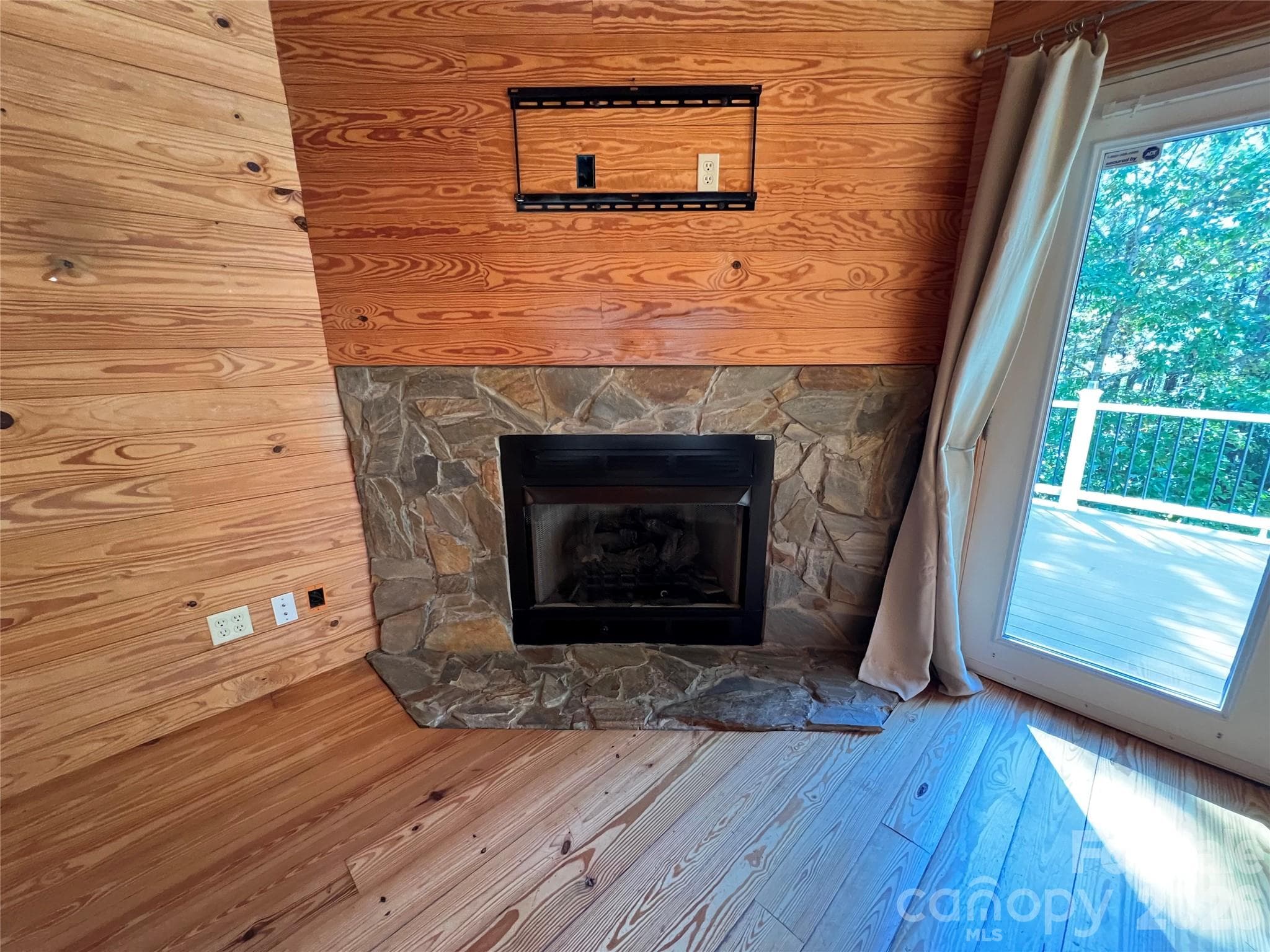 Single Family Residence at 651 Dills Road, Rutherfordton, photo 4 of 46