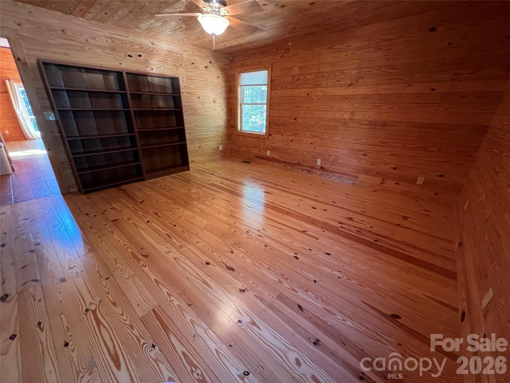 Master bedroom - 651 Dills Road, Rutherfordton