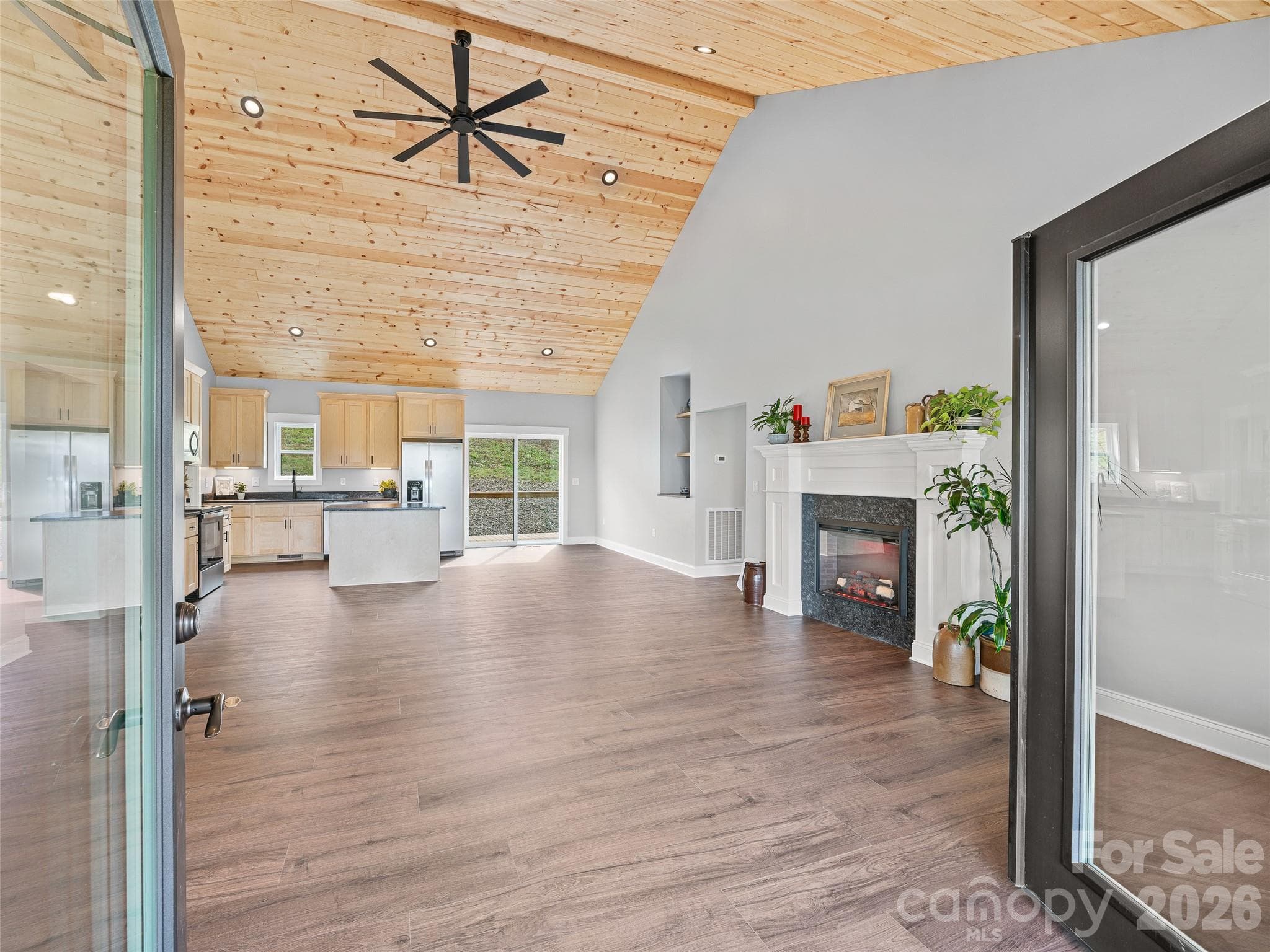 Single Family Residence at 110 Shangrila Trail, Spruce Pine, photo 4 of 45