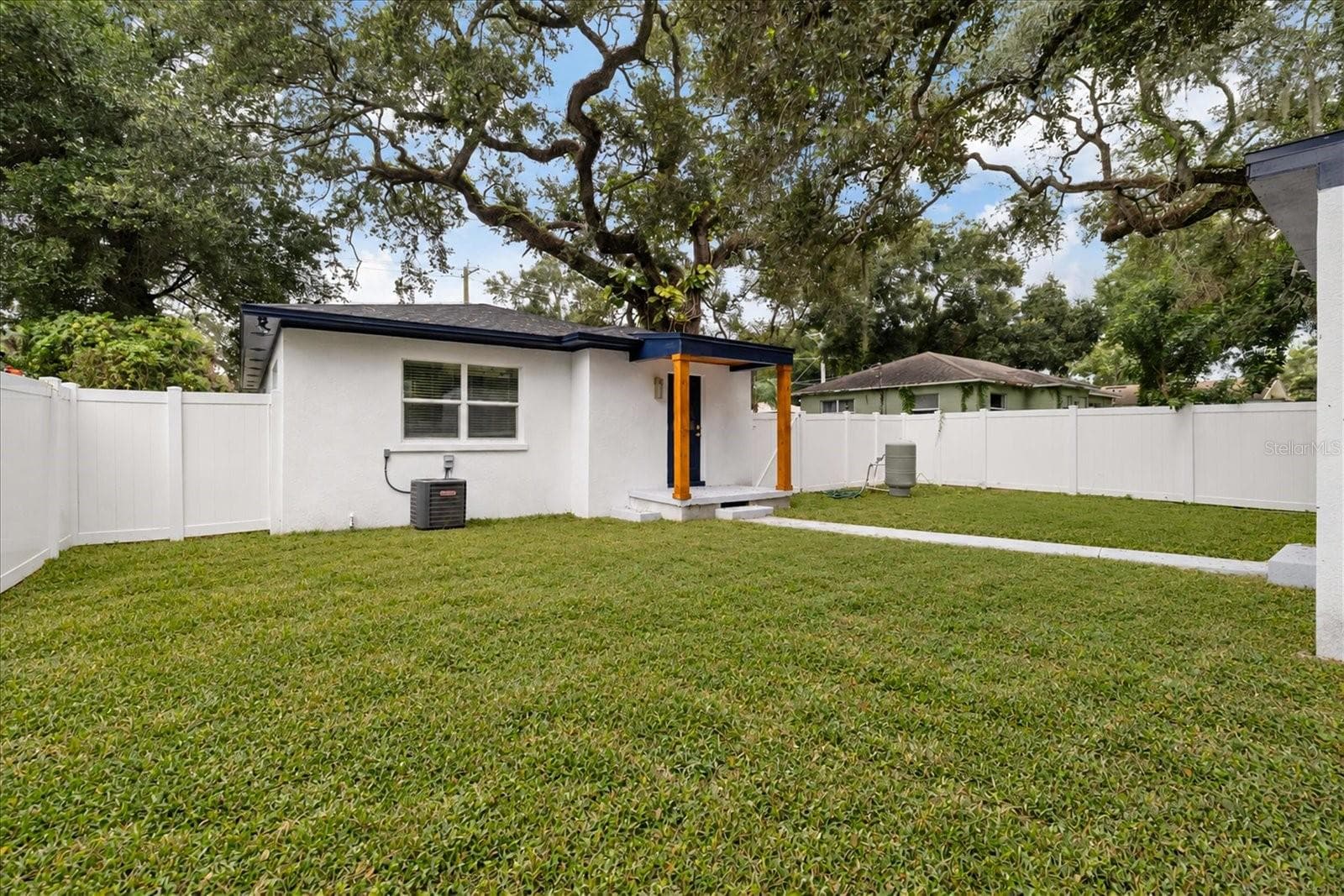 GRASS REPLACED - 1217 E 24TH AVE, TAMPA