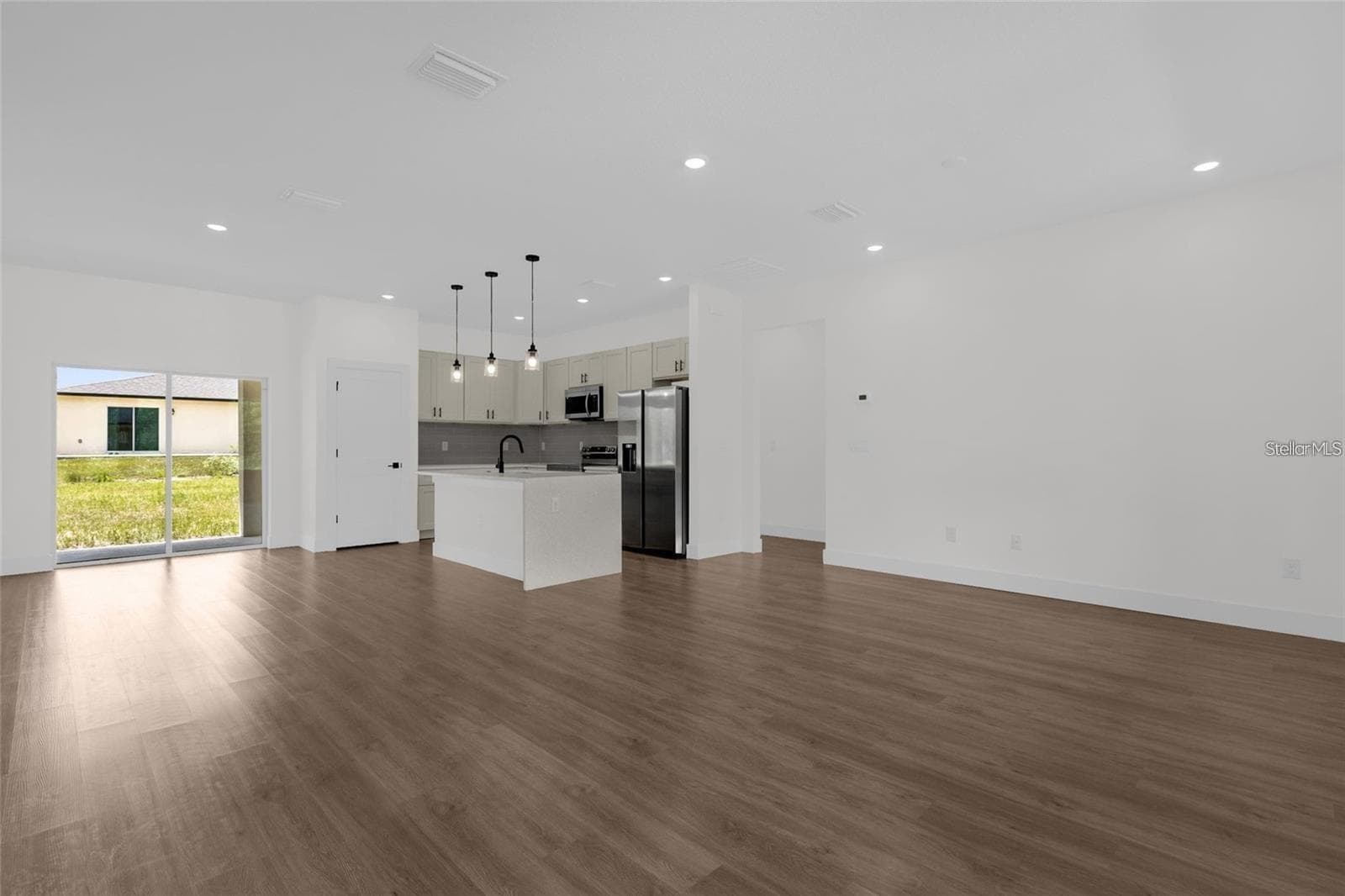 Single Family Residence at 730 W HUMMINGBIRD DR, CITRUS SPRINGS, photo 9 of 23