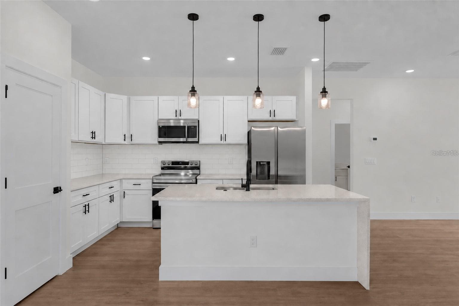 Single Family Residence at 730 W HUMMINGBIRD DR, CITRUS SPRINGS, photo 10 of 23