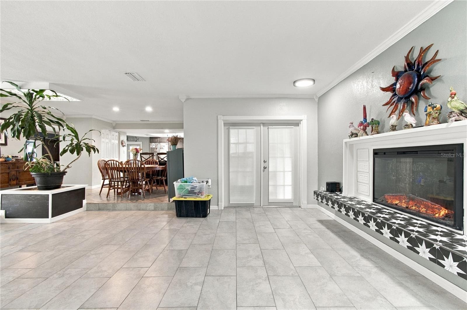 Single Family Residence at 2168 KENT AVE, CLEARWATER, photo 7 of 71