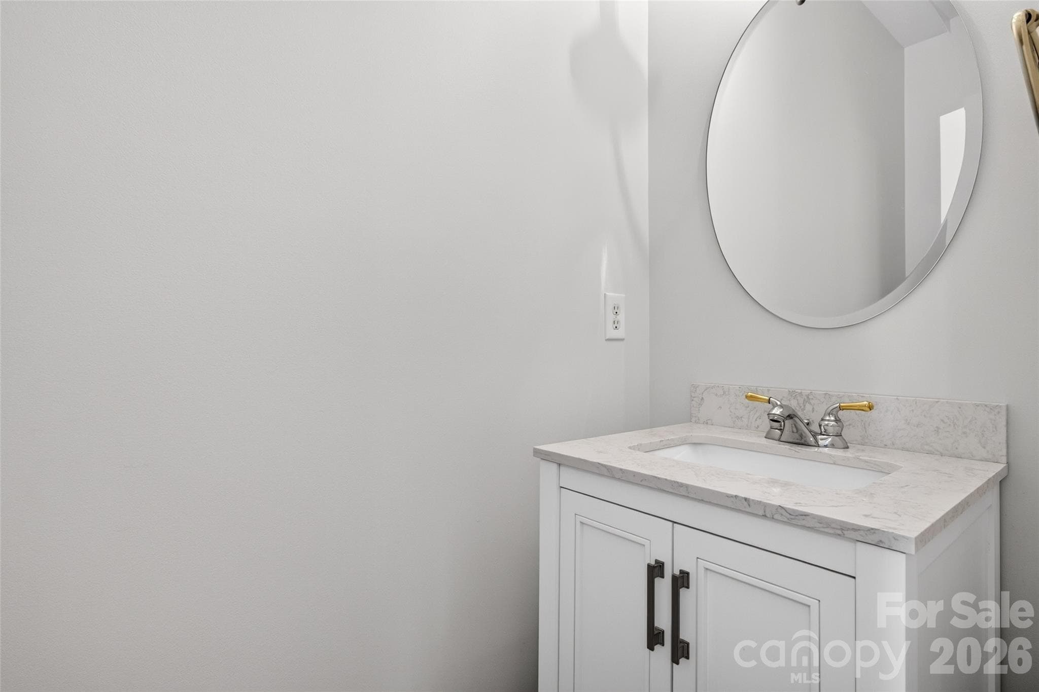 Half bath - 231 Fairview Lane, Davidson
