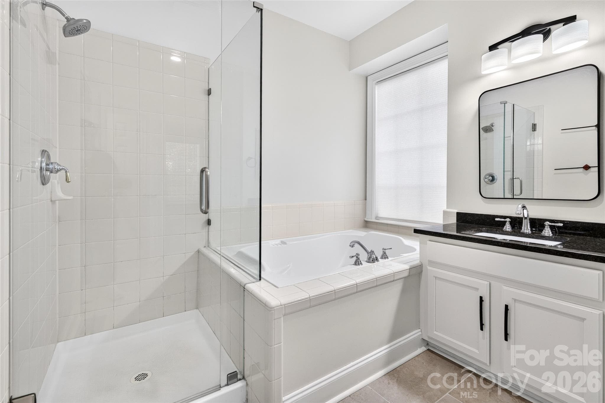 Shower and bath tub - 231 Fairview Lane, Davidson