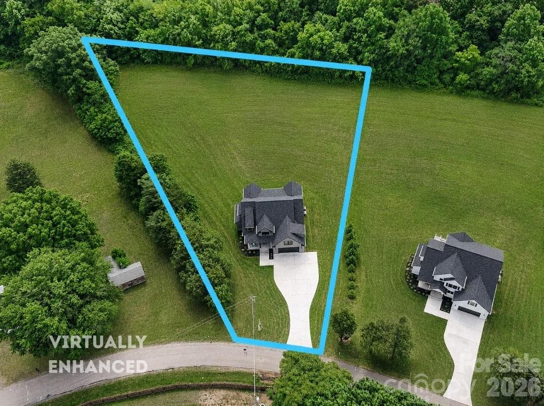 Concept Grass - Expansive tree-lined homesite offering exceptional privacy, a spacious back yard & stunning aerial views in a peaceful countryside setting. Lot lines are approximate. - 159 Lone Pine Road, Statesville
