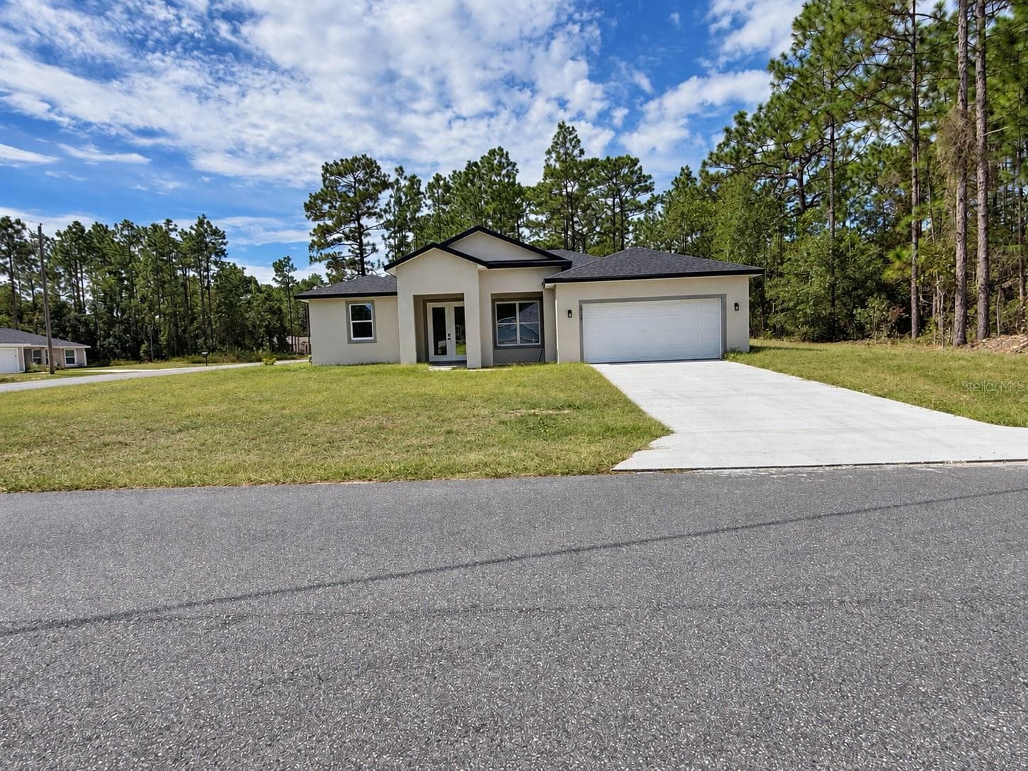 Single Family Residence at 9500 N CHERRY LAKE DR, DUNNELLON, photo 3 of 28