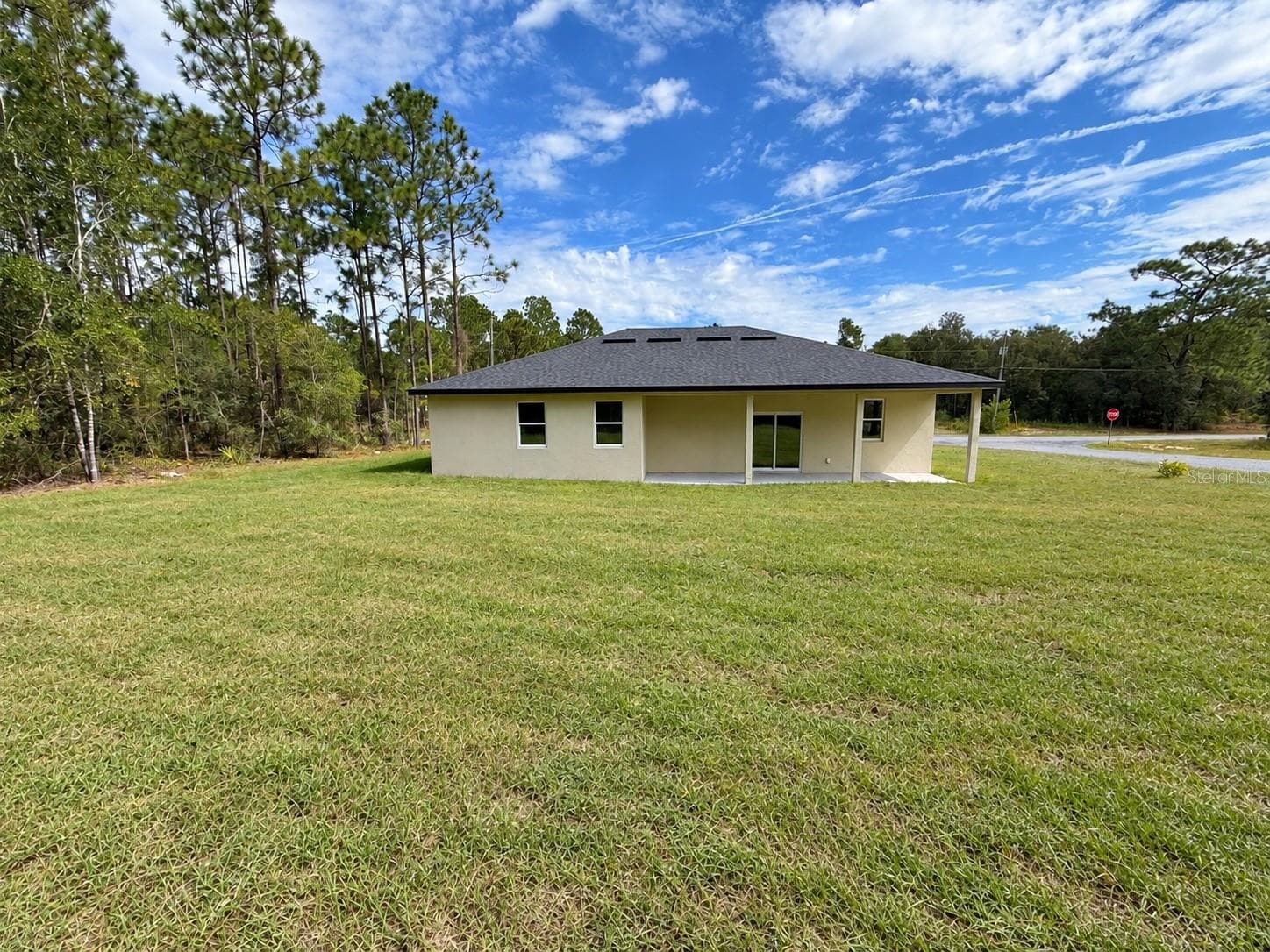 Single Family Residence at 9500 N CHERRY LAKE DR, DUNNELLON, photo 9 of 28