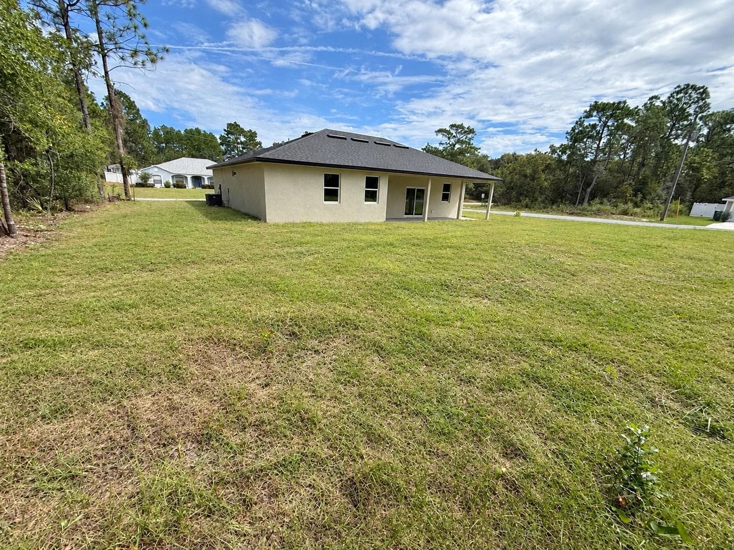 Single Family Residence at 9500 N CHERRY LAKE DR, DUNNELLON, photo 10 of 28