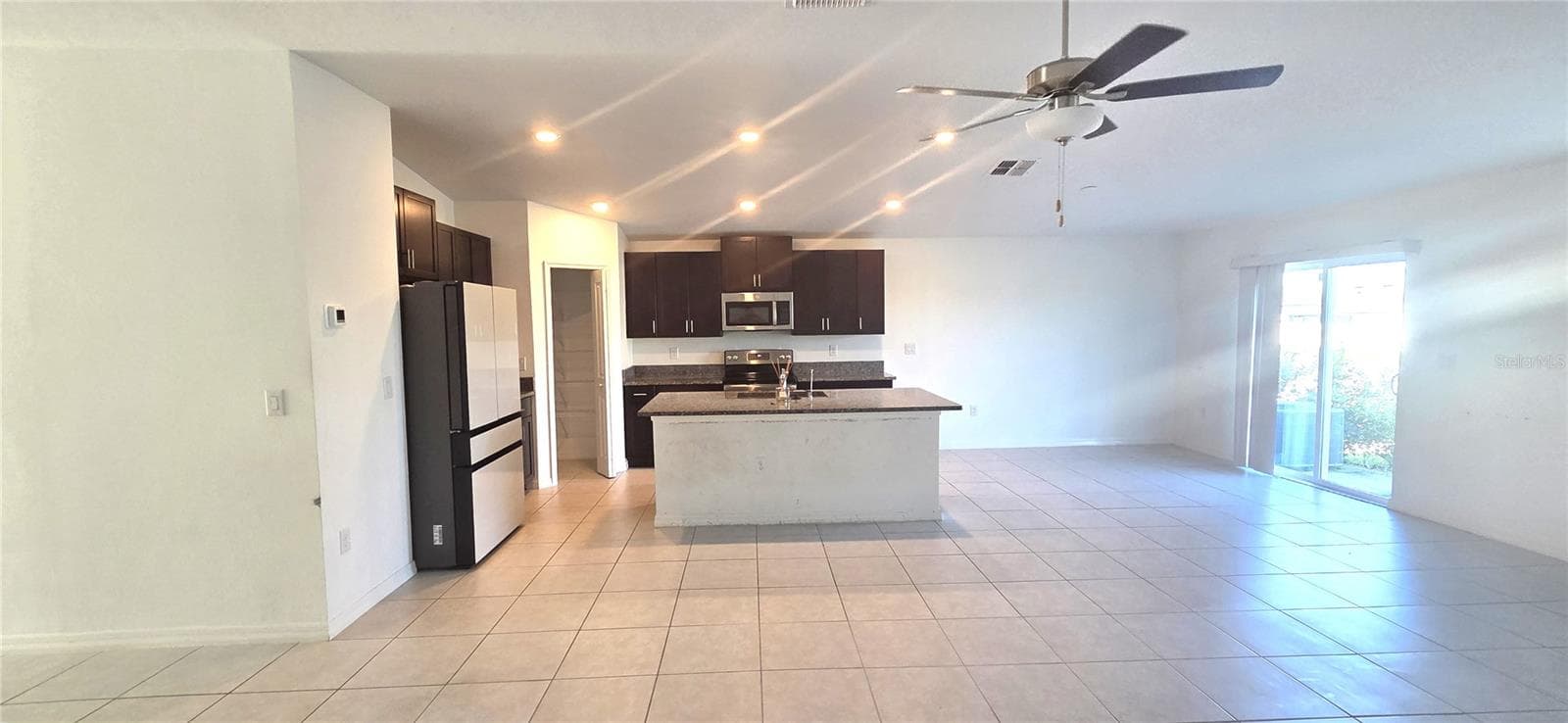 Single Family Residence at 3947 RESTING ROBIN AVE, BARTOW, photo 6 of 44