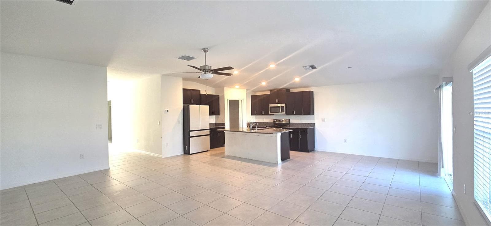 Single Family Residence at 3947 RESTING ROBIN AVE, BARTOW, photo 7 of 44