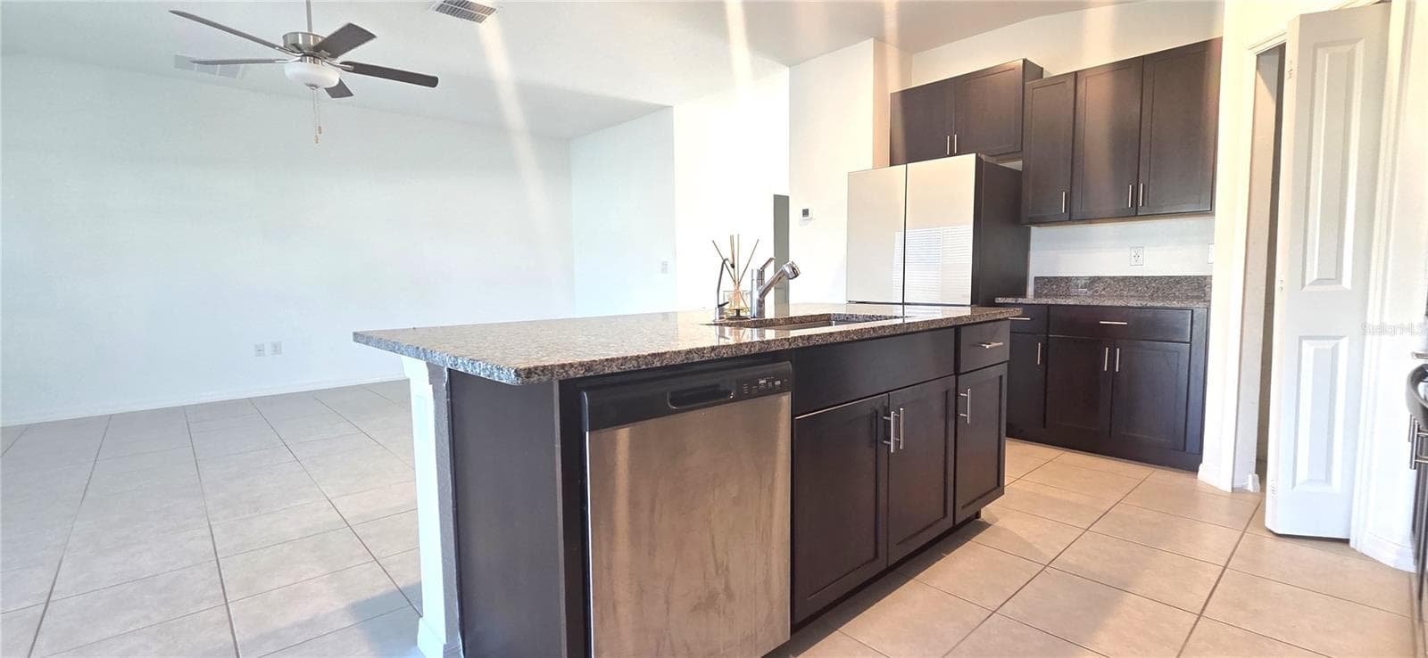 Single Family Residence at 3947 RESTING ROBIN AVE, BARTOW, photo 11 of 44