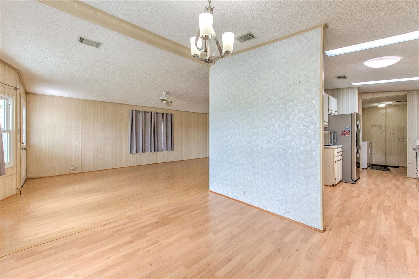 Manufactured Home at 35207 MAKENZIE ST, ZEPHYRHILLS, photo 17 of 42