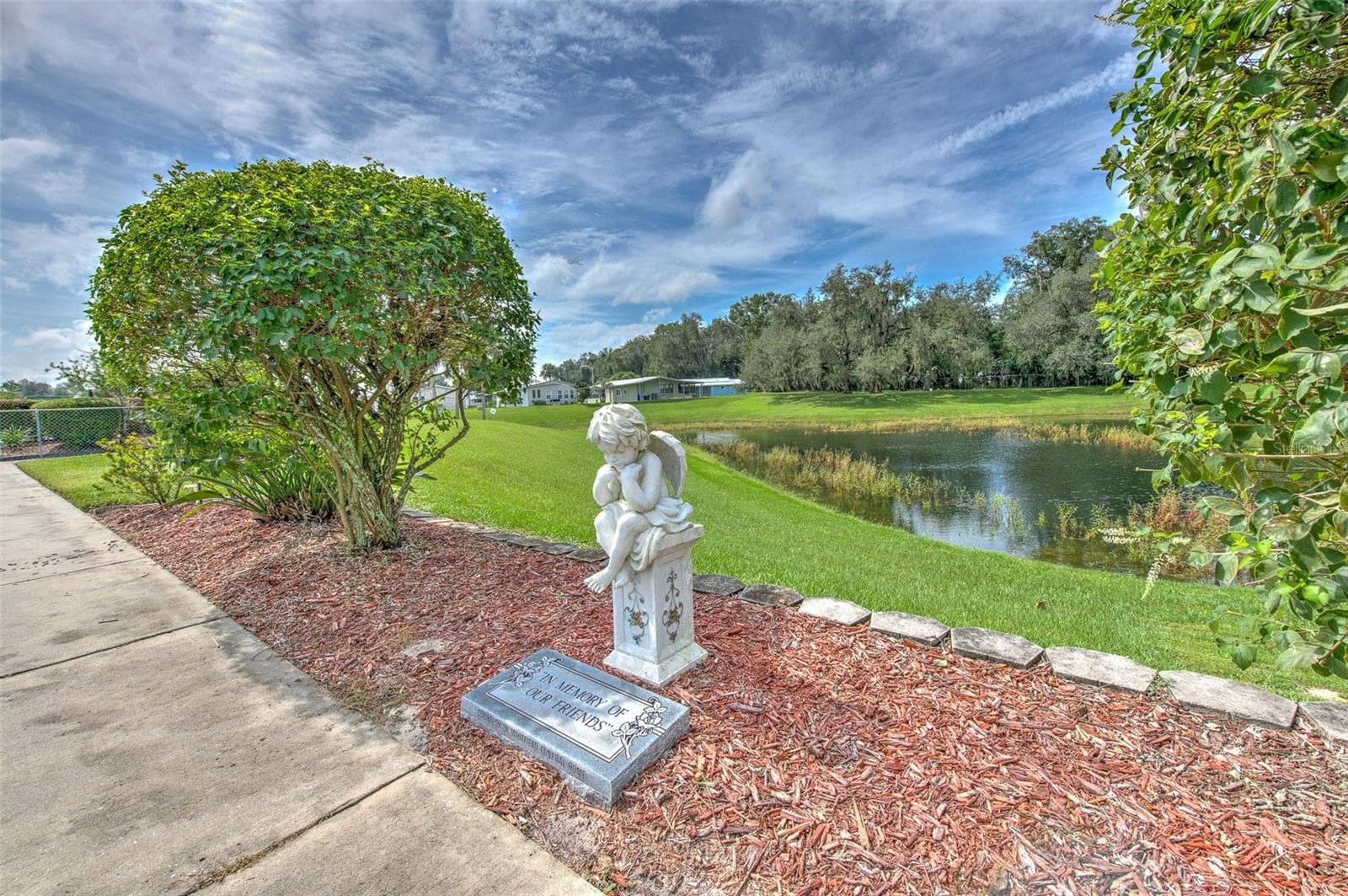 Manufactured Home at 35207 MAKENZIE ST, ZEPHYRHILLS, photo 35 of 42