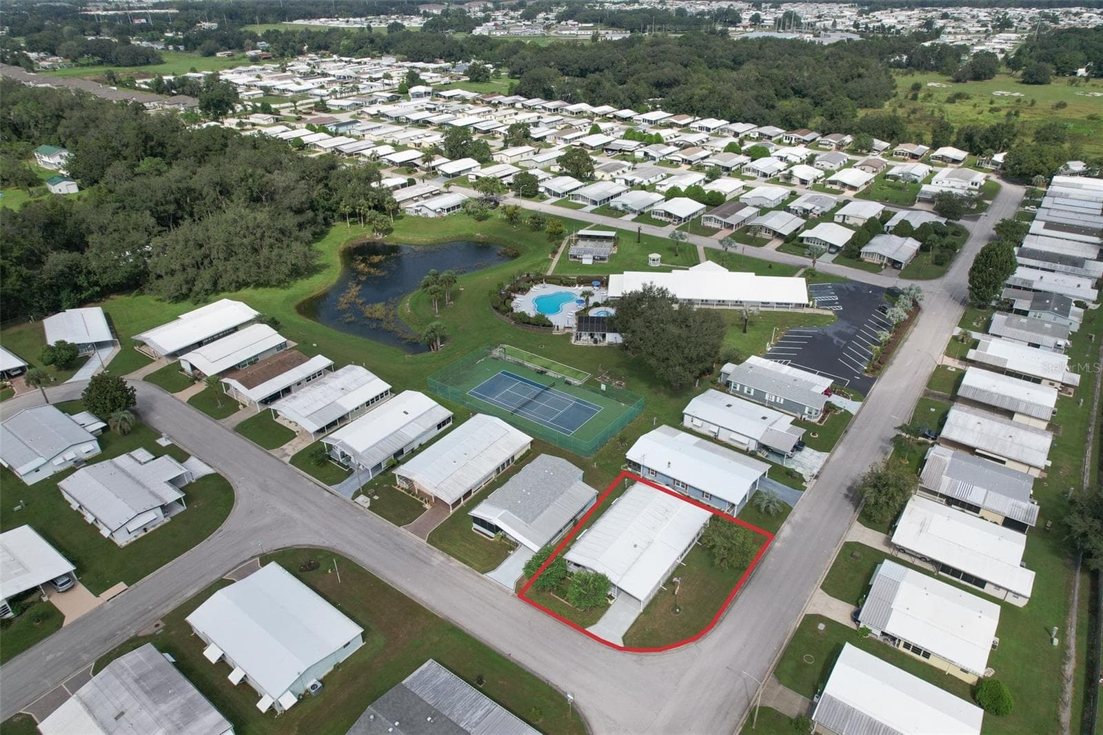 Manufactured Home at 35207 MAKENZIE ST, ZEPHYRHILLS, photo 41 of 42