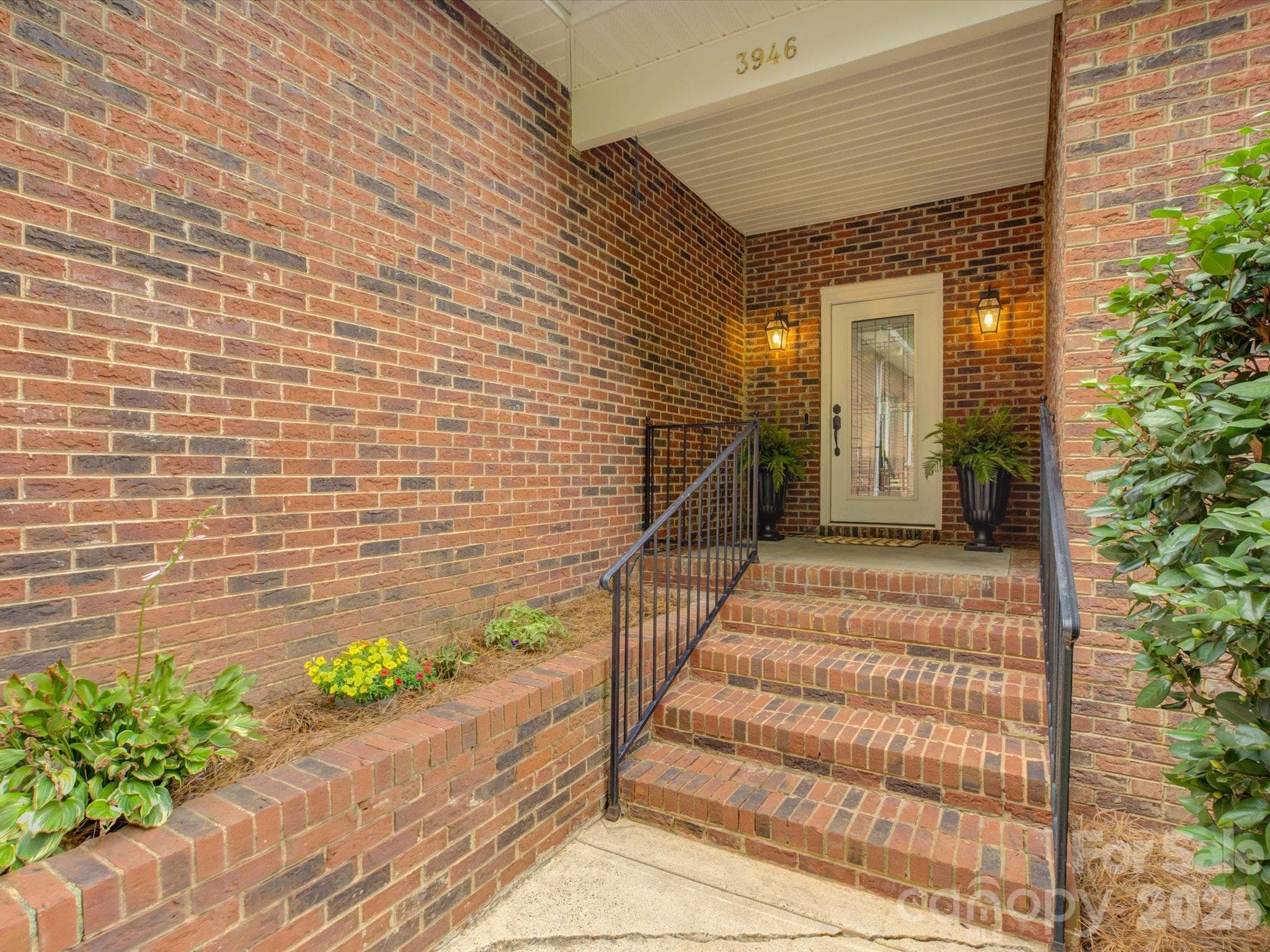Single Family Residence at 3946 Churchill Road, Charlotte, photo 2 of 42