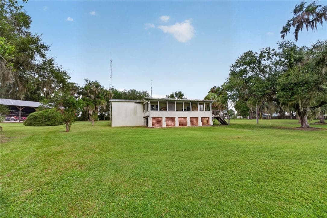 House 5 Exterior - 13550 Highway 40 E, DUNNELLON FL 34431
