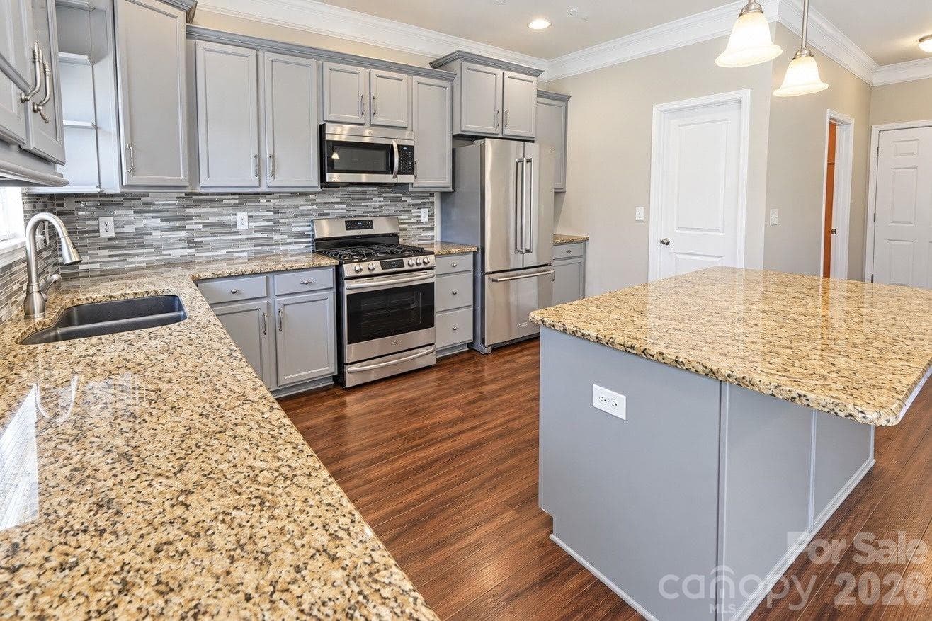 Kitchen - 7041 Carnwarth Lane, Indian Land