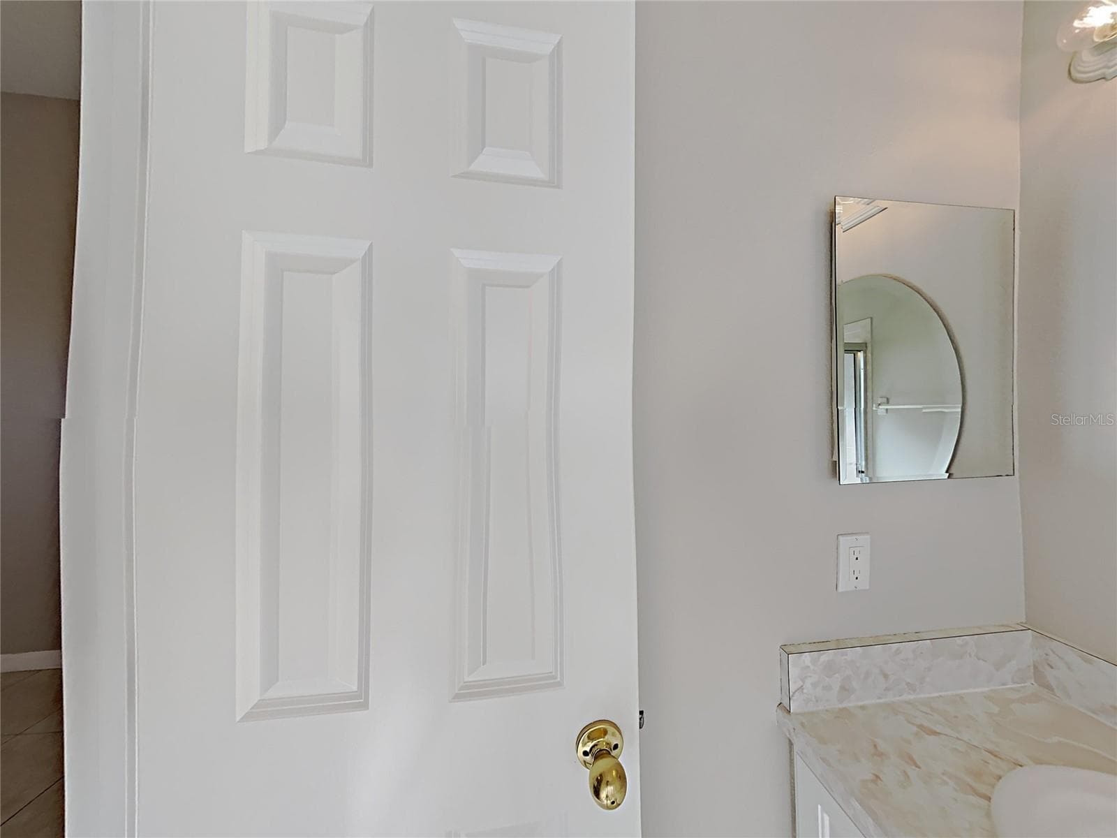 Single Family Residence at 11706 BROAD OAK CT, ORLANDO, photo 15 of 32