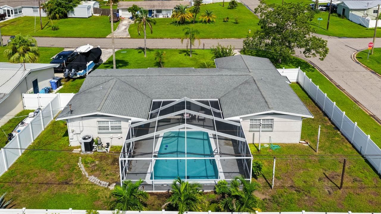 Single Family Residence at 500 FLORIDA CIR S, APOLLO BEACH, photo 2 of 52