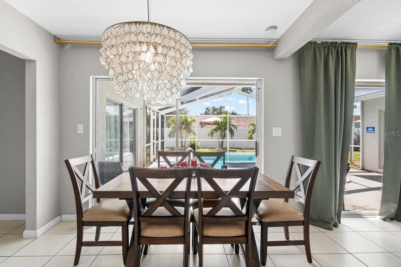 Single Family Residence at 500 FLORIDA CIR S, APOLLO BEACH, photo 12 of 52