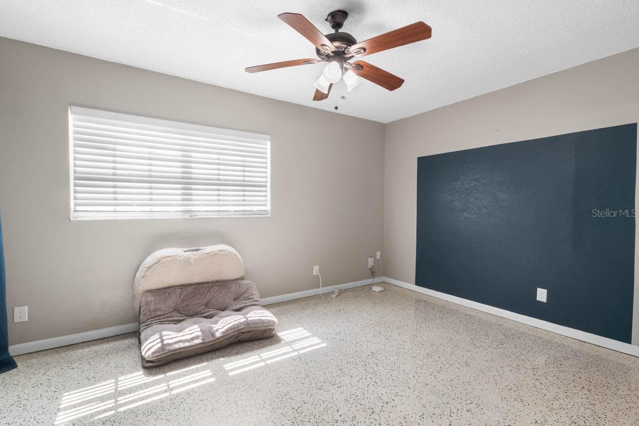 Bedroom 2 (Rear) - 500 FLORIDA CIR S, APOLLO BEACH