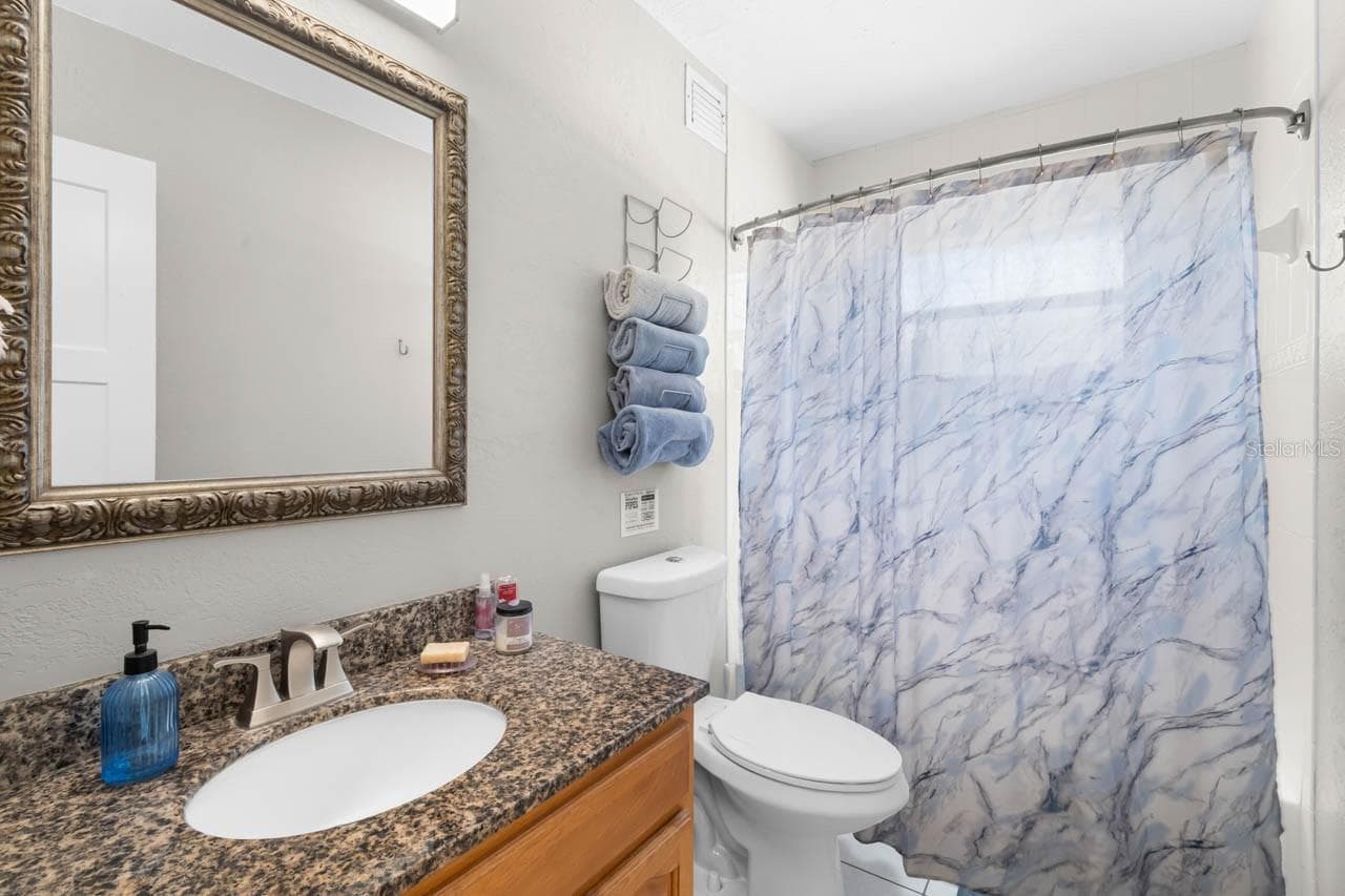 Bathroom 2 - 500 FLORIDA CIR S, APOLLO BEACH