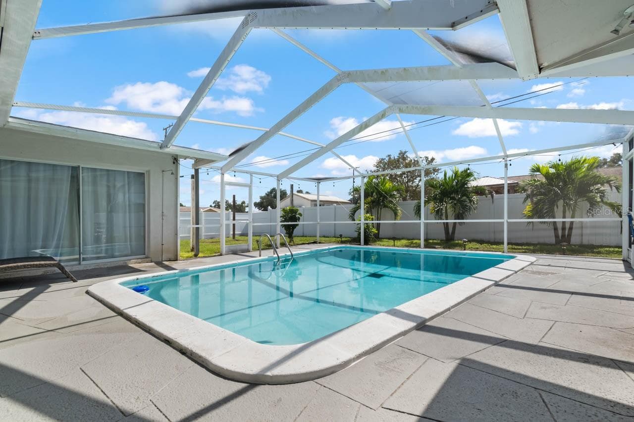 Single Family Residence at 500 FLORIDA CIR S, APOLLO BEACH, photo 24 of 52
