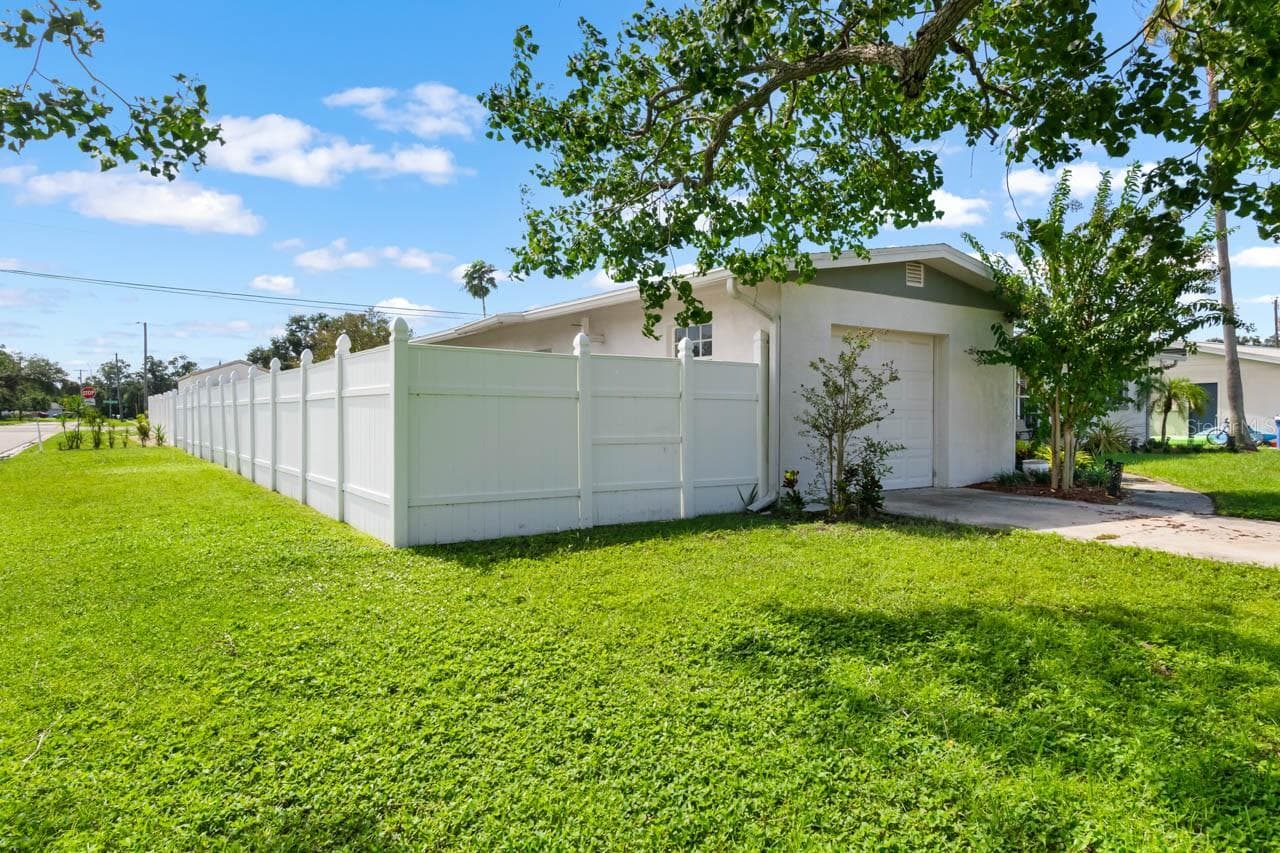 Exterior Photos - 500 FLORIDA CIR S, APOLLO BEACH