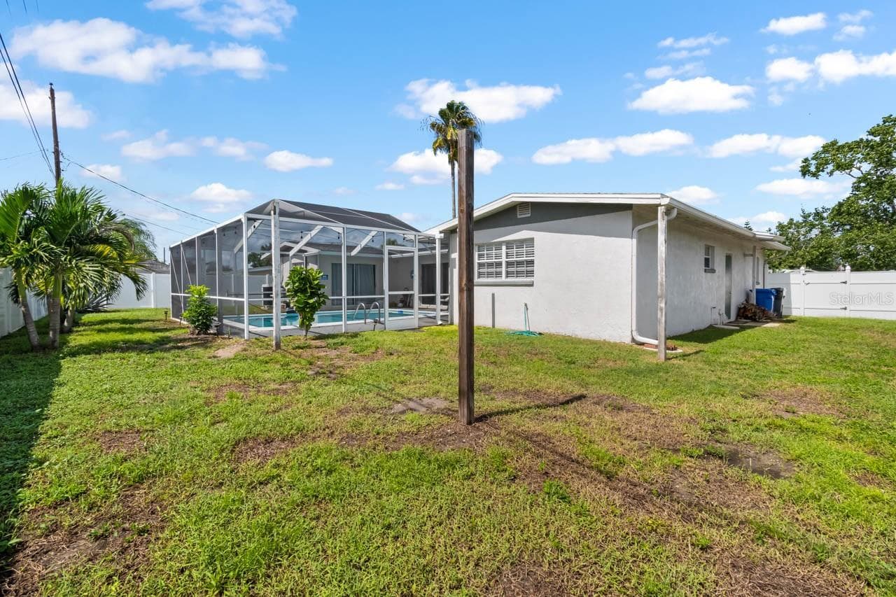 Single Family Residence at 500 FLORIDA CIR S, APOLLO BEACH, photo 31 of 52