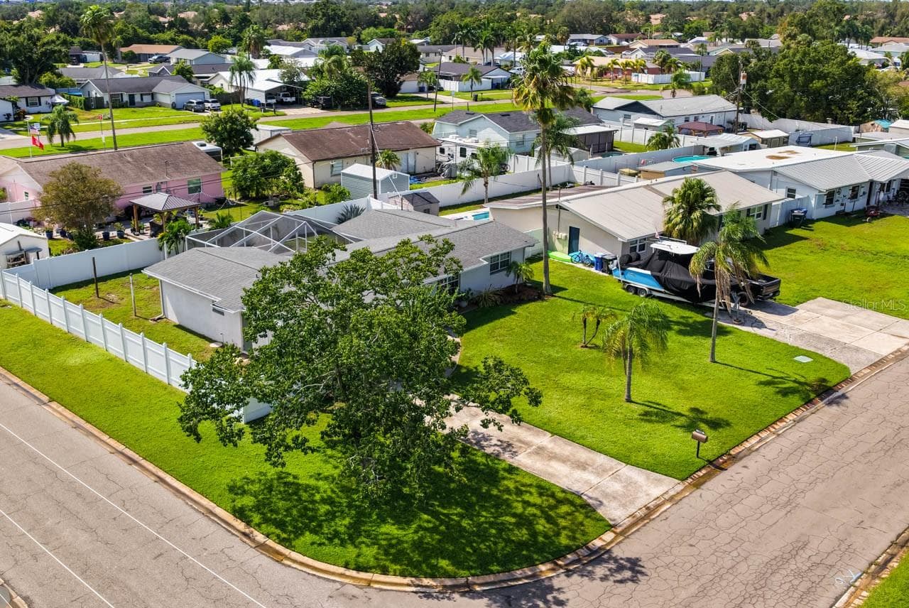 Single Family Residence at 500 FLORIDA CIR S, APOLLO BEACH, photo 35 of 52