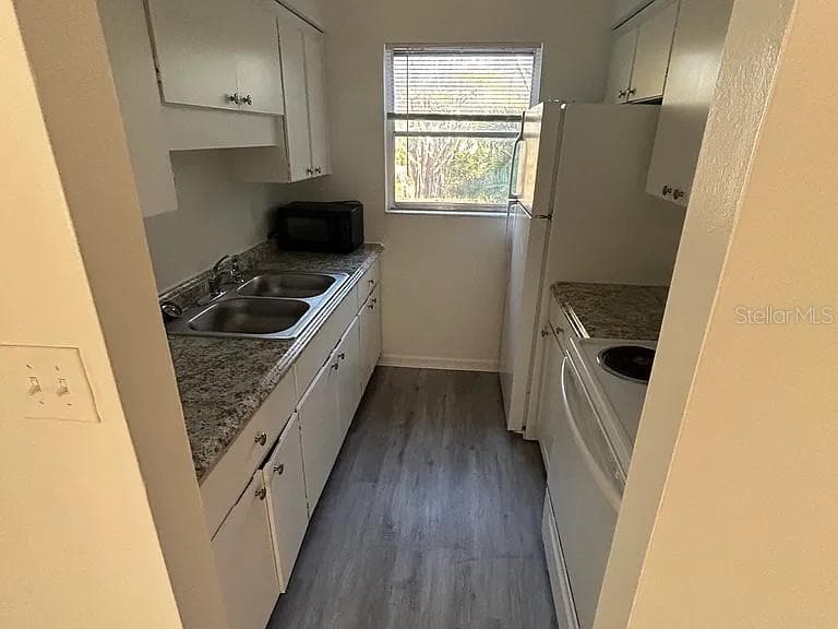 Multi-Family 5+ at 7025 HIBISCUS AVE S, SOUTH PASADENA, photo 13 of 19