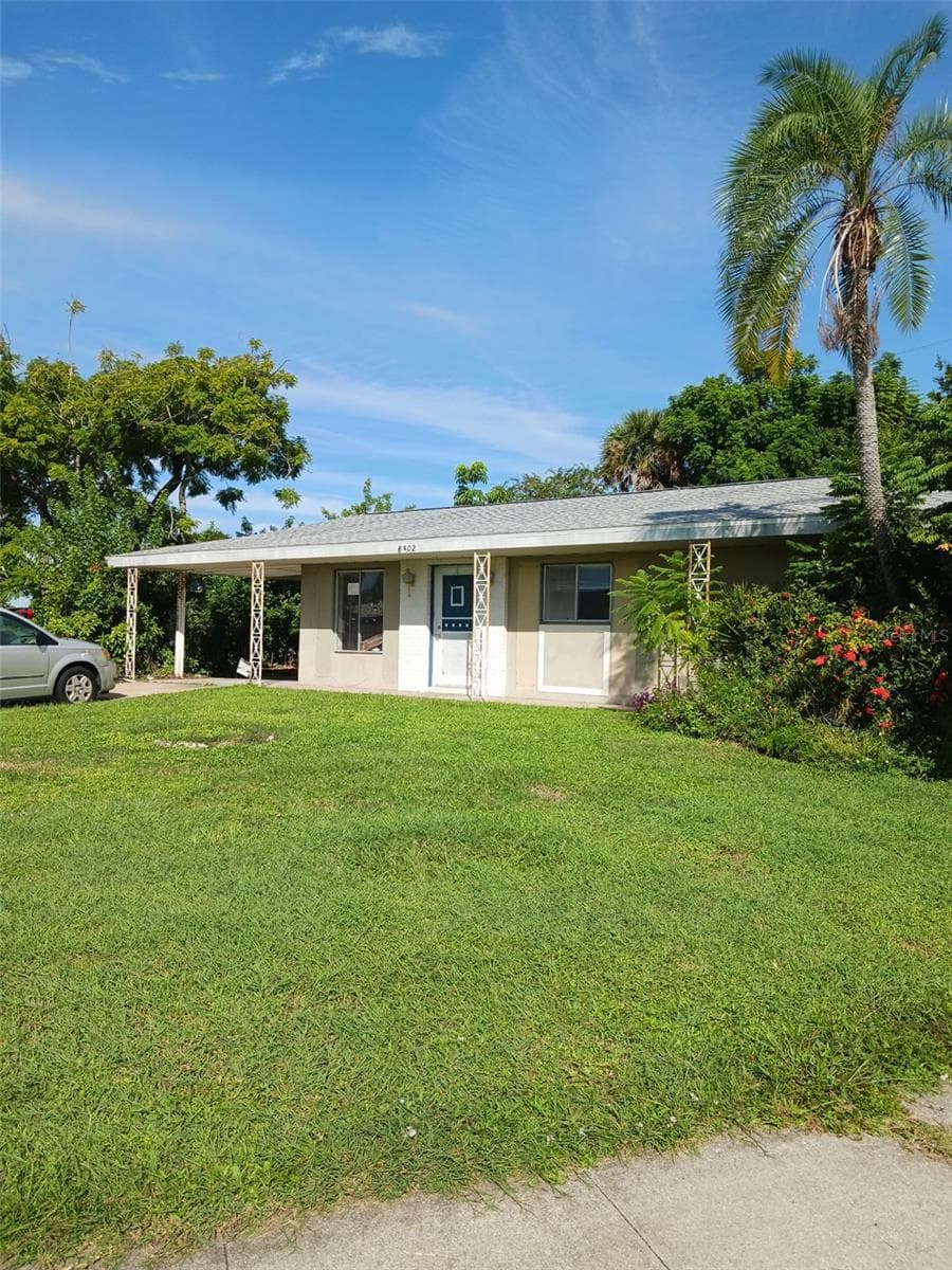 Single Family Residence at 8402 FAY AVE, NORTH PORT, photo 2 of 23
