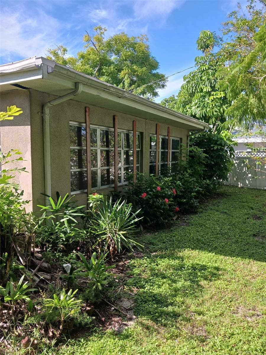 Single Family Residence at 8402 FAY AVE, NORTH PORT, photo 5 of 23