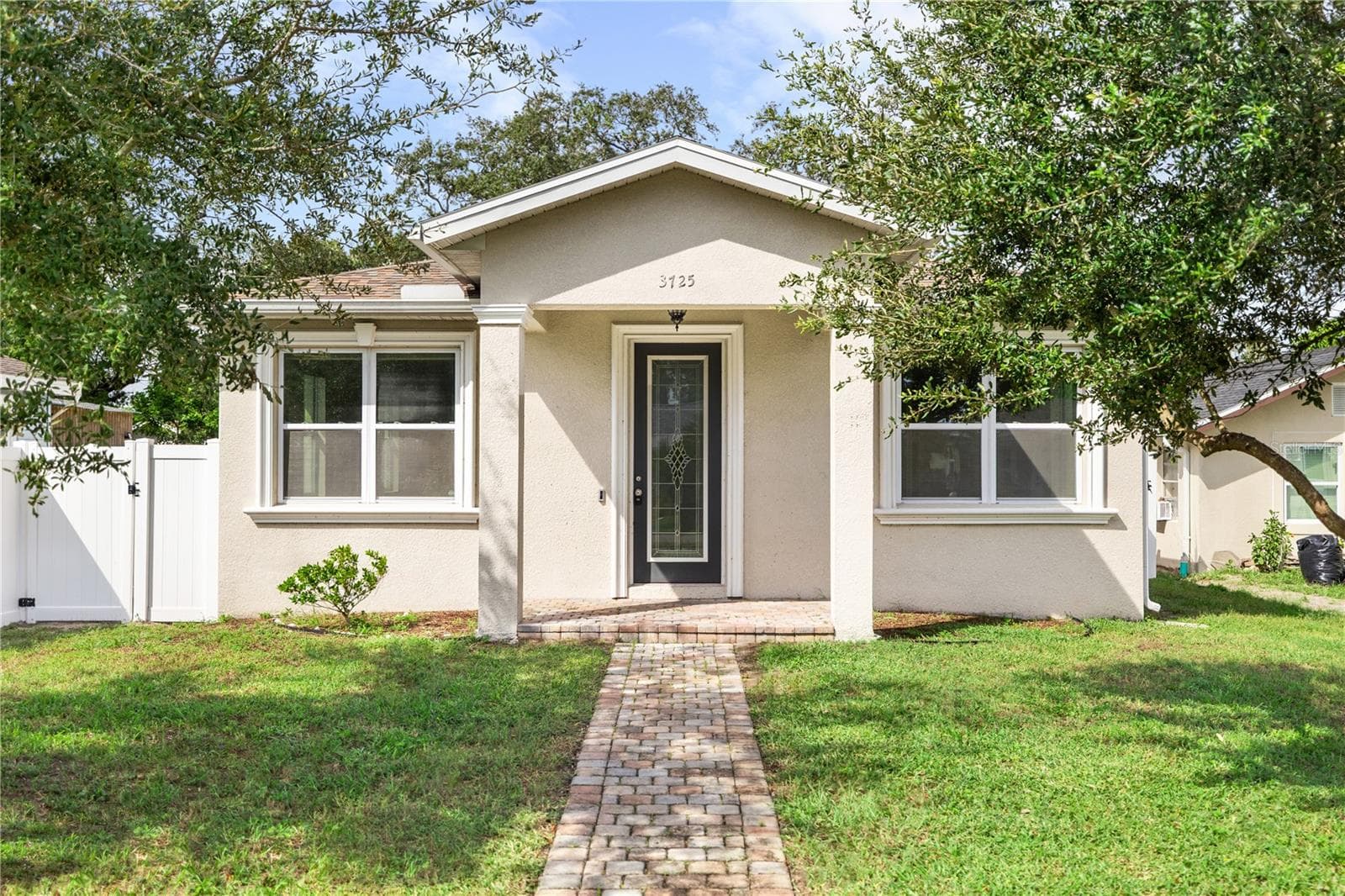 Single Family Residence at 3725 57TH AVE N, ST PETERSBURG, photo 3 of 43
