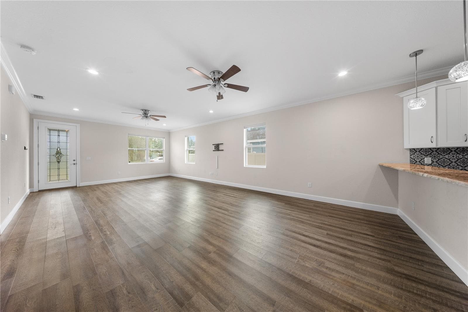 Single Family Residence at 3725 57TH AVE N, ST PETERSBURG, photo 16 of 43