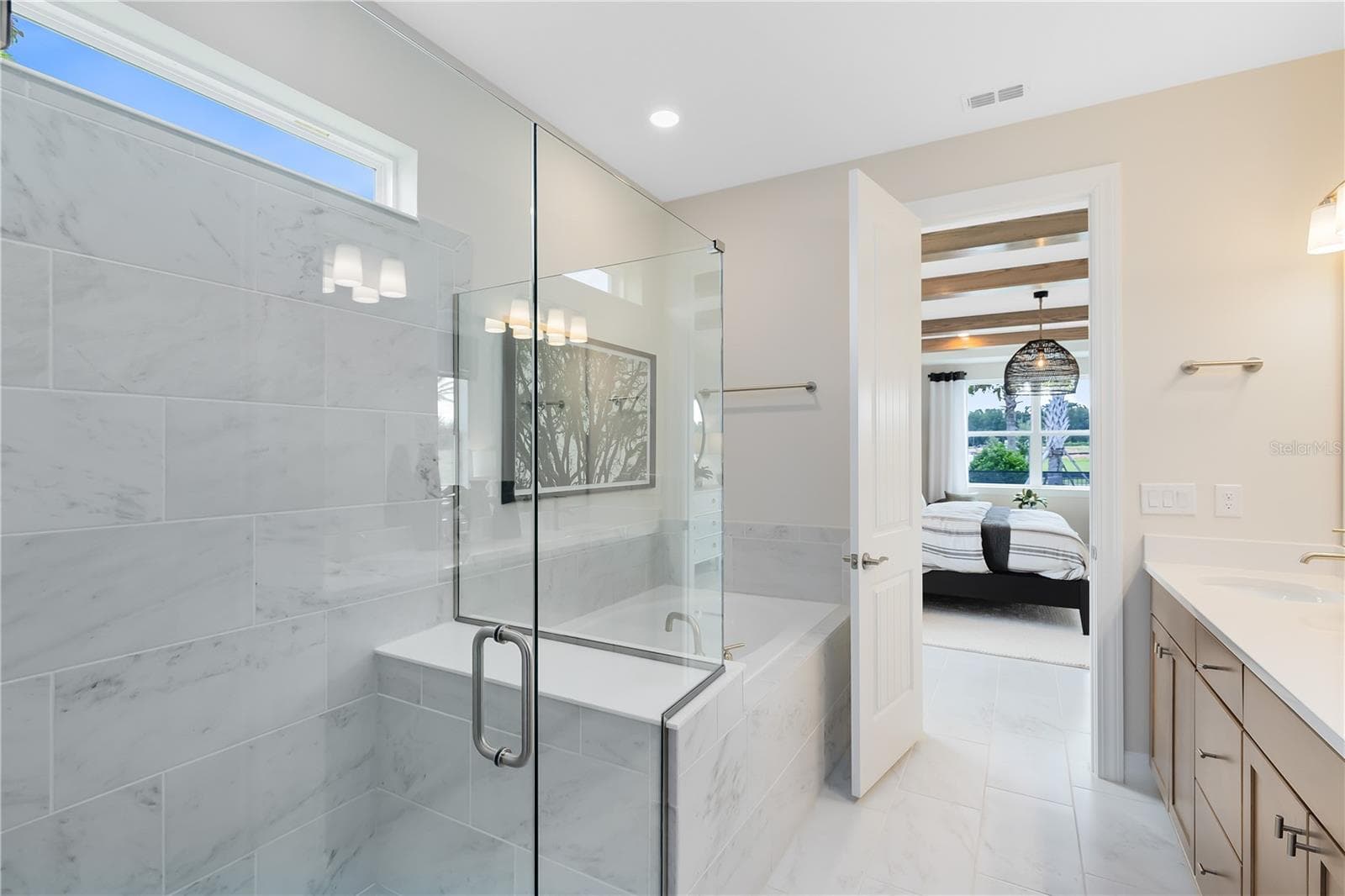 Model Home Design Only. Pictures and furnishings are for illustrative purposes only. Elevations, colors and options may vary. Furniture is for model home staging only. - 4908 HANDSOME HILLS DRIVE, MOUNT DORA