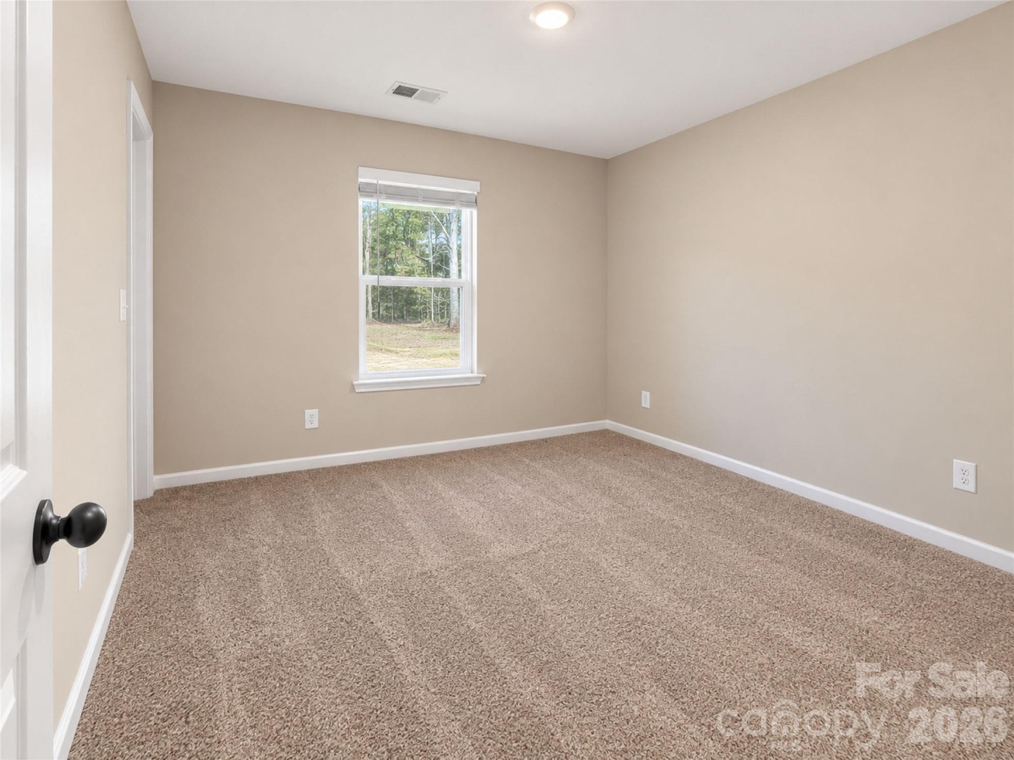 Single Family Residence at 8908 Sawyer Run Court, Charlotte, photo 12 of 17