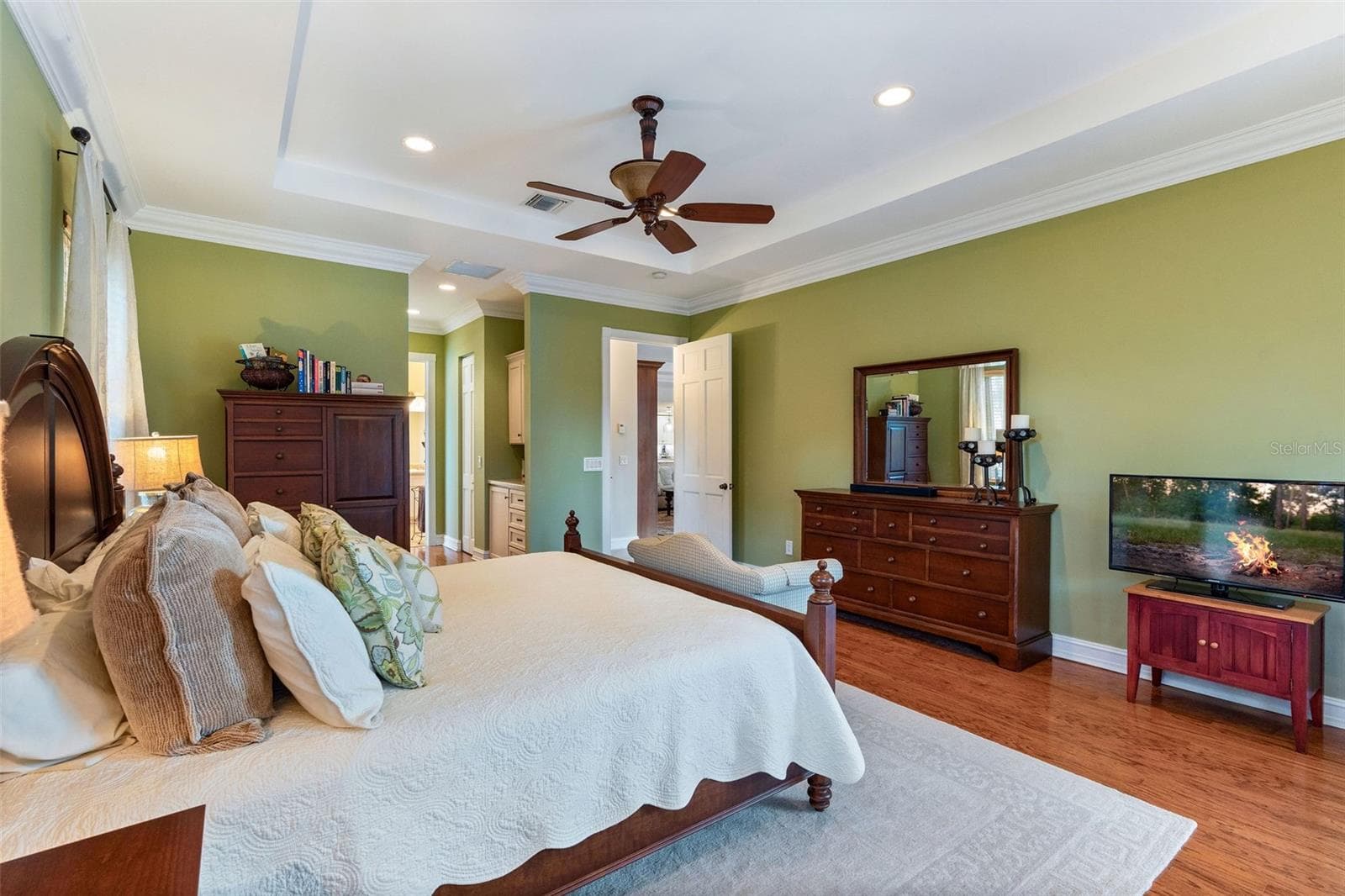 Primary bedroom on main floor - 3800 SW 137TH AVE, MIRAMAR