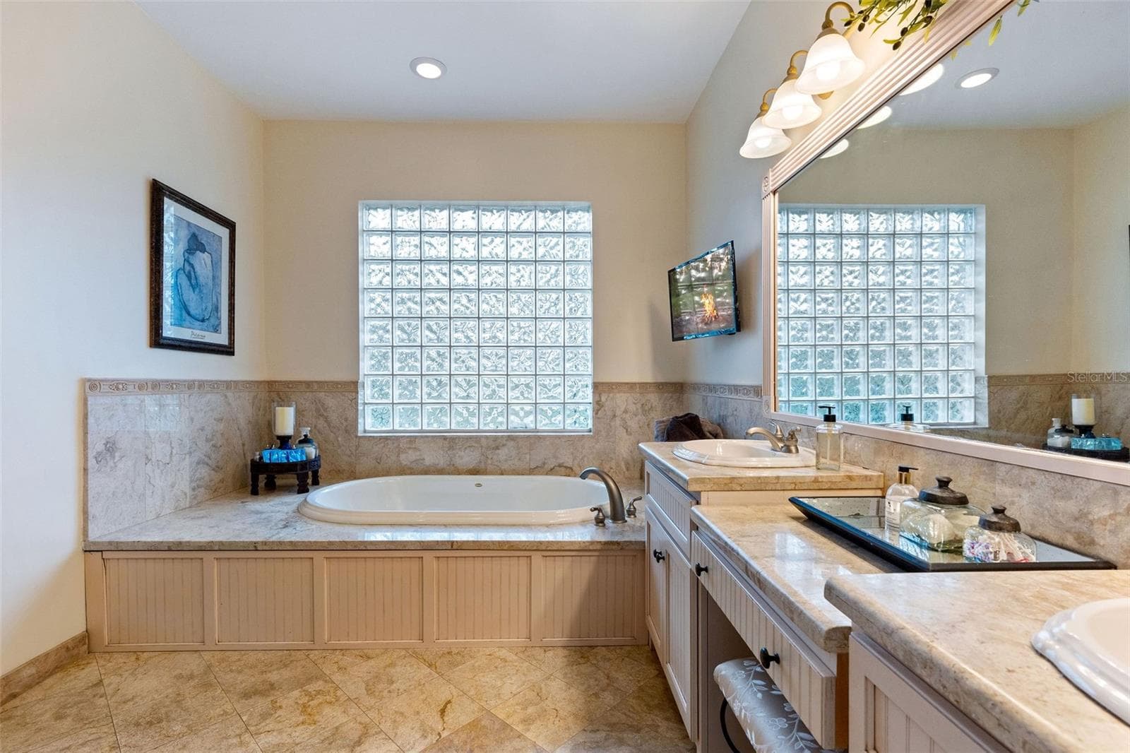 primary bedroom full bathroom main floor - 3800 SW 137TH AVE, MIRAMAR