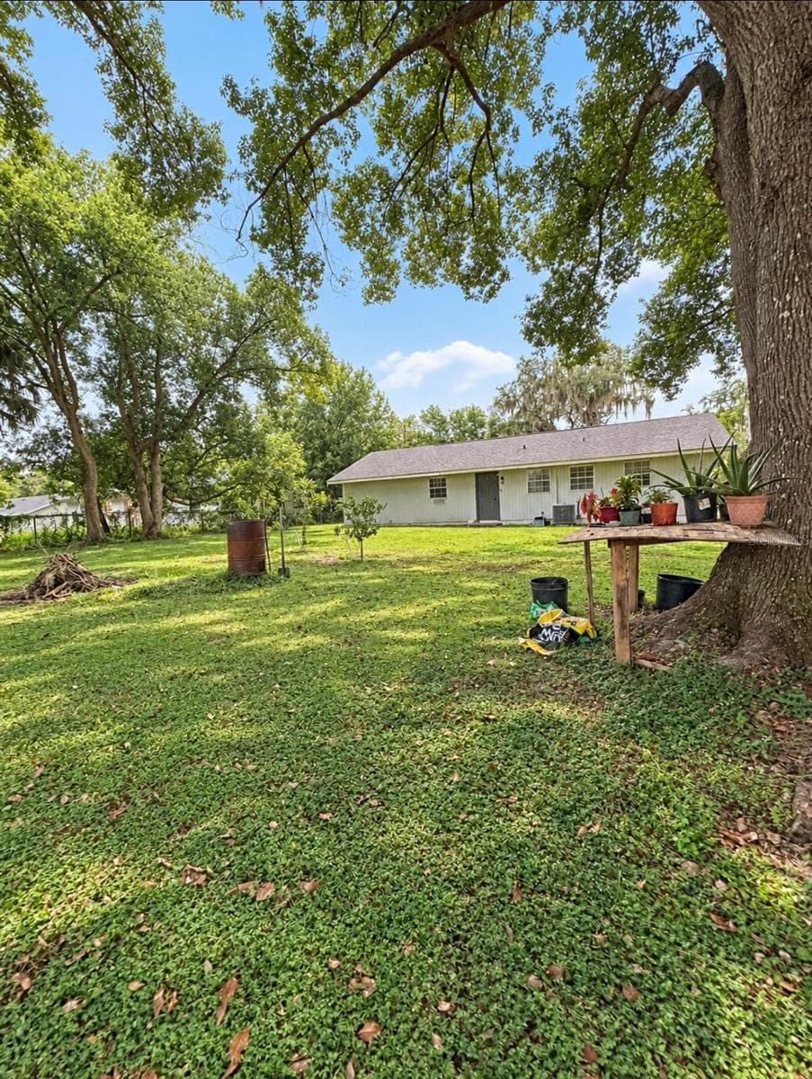 Single Family Residence at 1315 E VOORHIS AVE, DELAND, photo 18 of 19