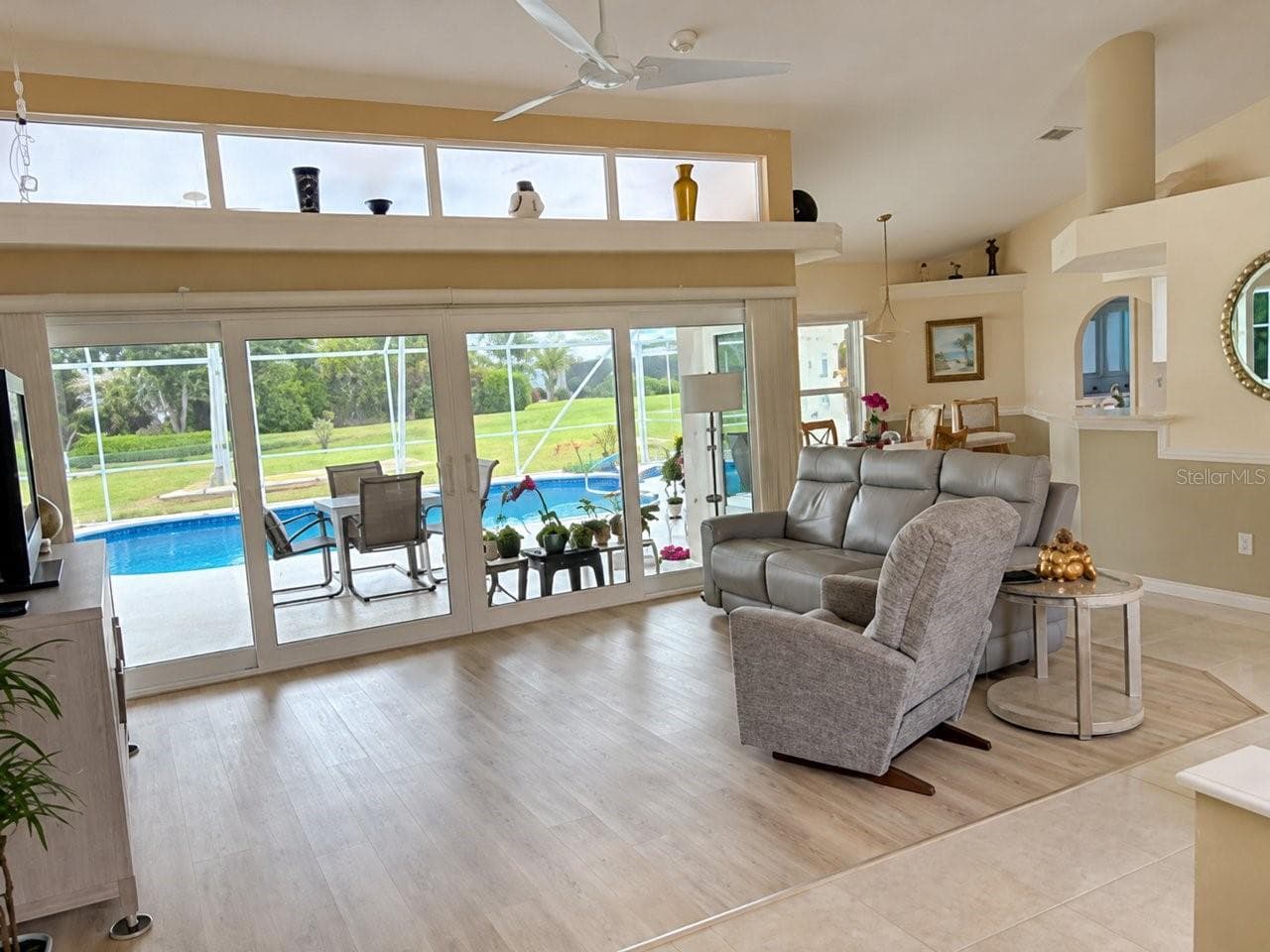 Single Family Residence at 393 VISTA WOOD DR, VENICE, photo 13 of 35