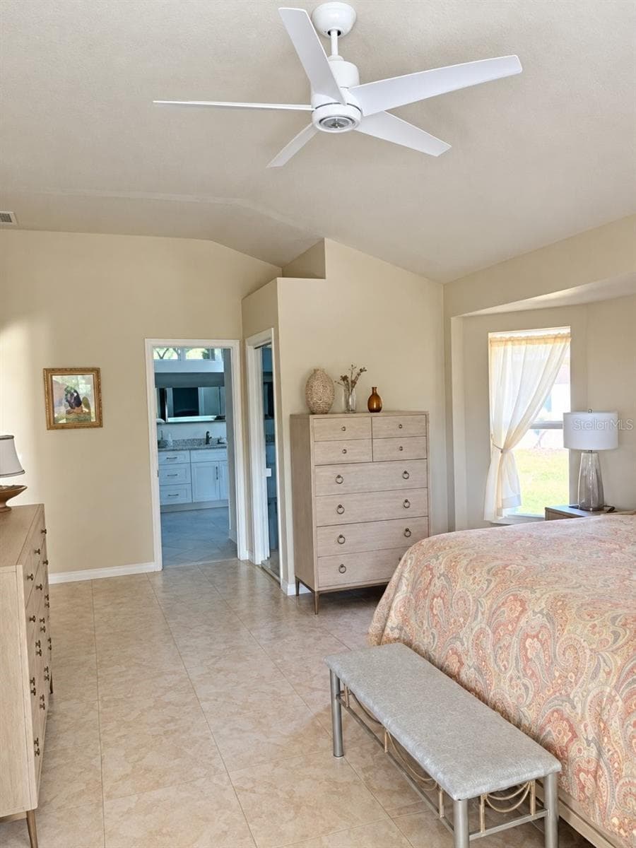 Single Family Residence at 393 VISTA WOOD DR, VENICE, photo 19 of 35