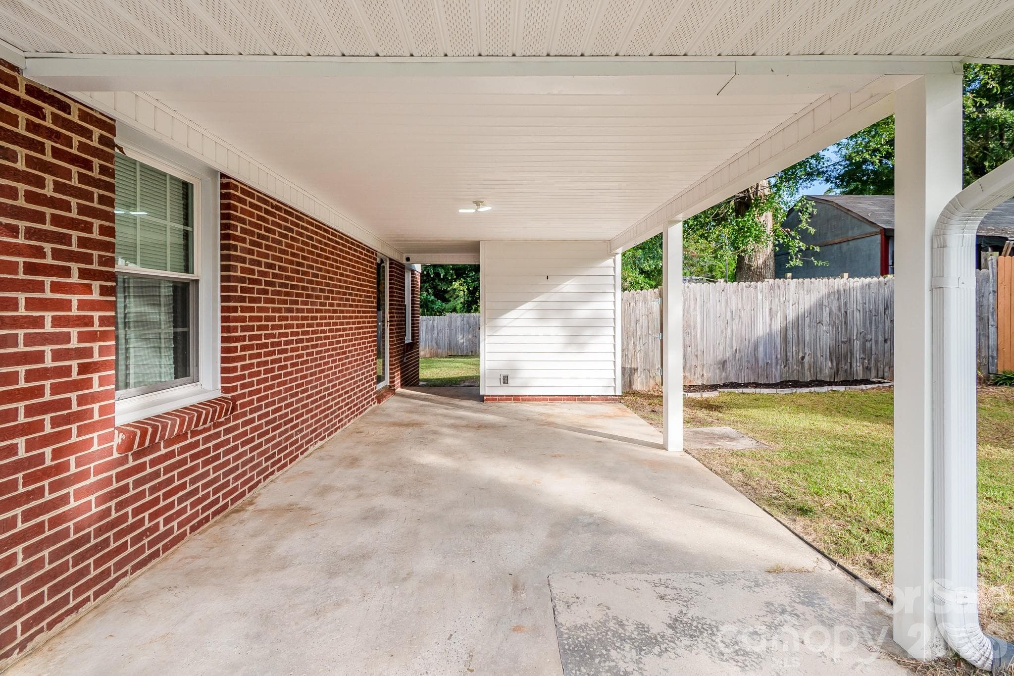 Single Family Residence at 304 Sumter Street, Kershaw, photo 3 of 32