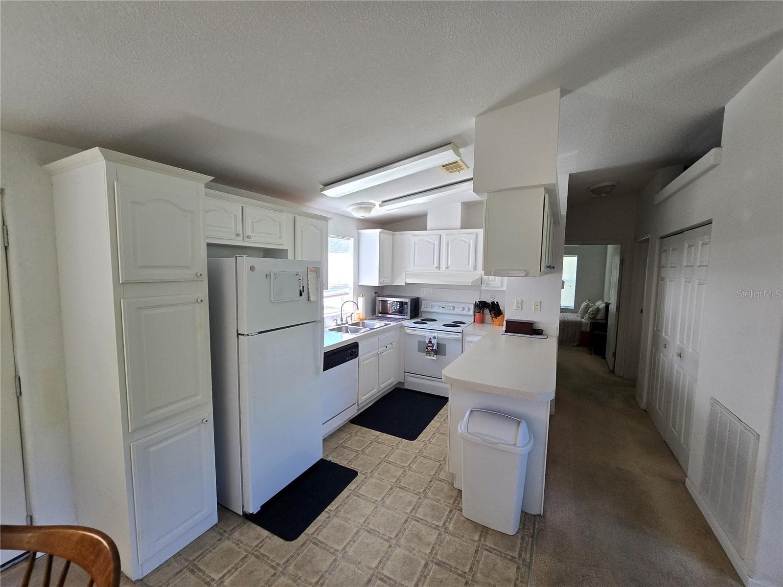 Modular Home at 1125 MARLIN DR, PUNTA GORDA, photo 7 of 17