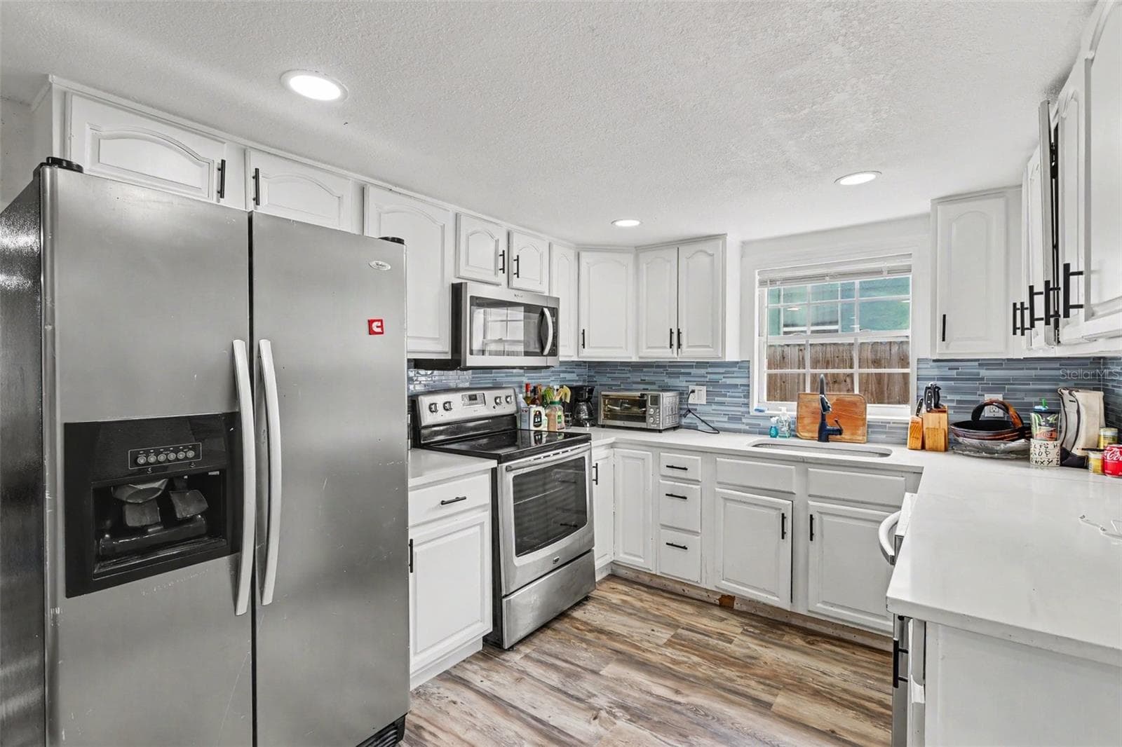 Single Family Residence at 301 W CHELSEA ST, TAMPA, photo 12 of 33