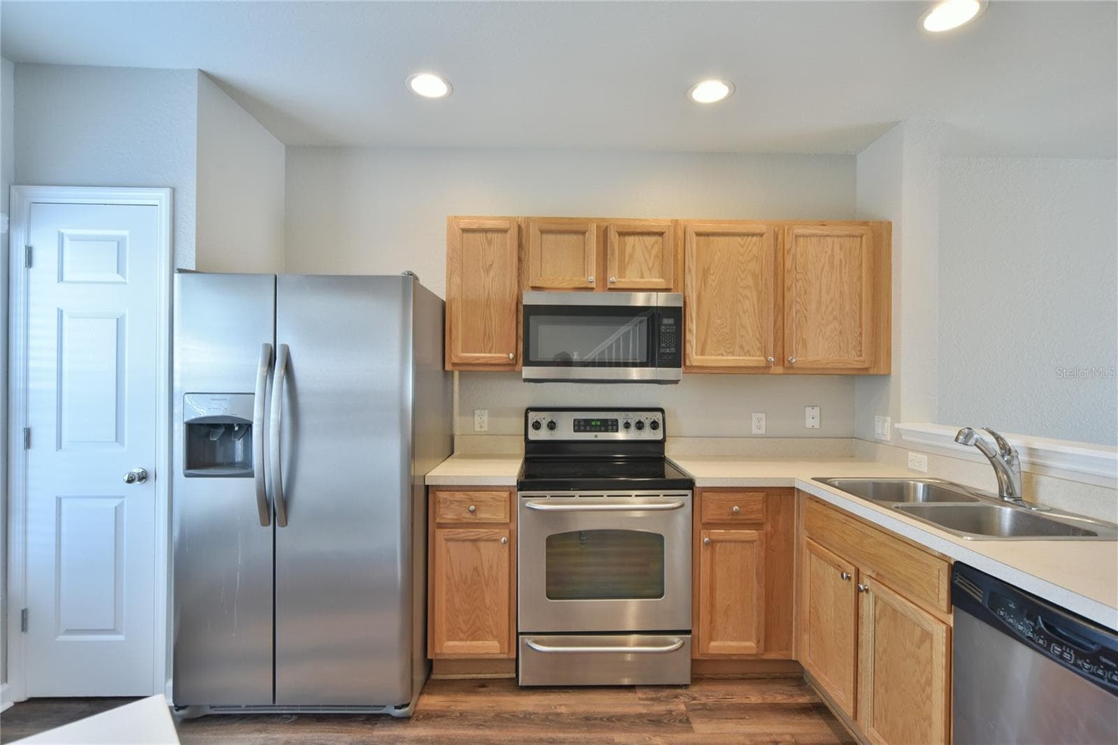 Townhouse at 4490 SW 49TH AVE, OCALA, photo 12 of 47