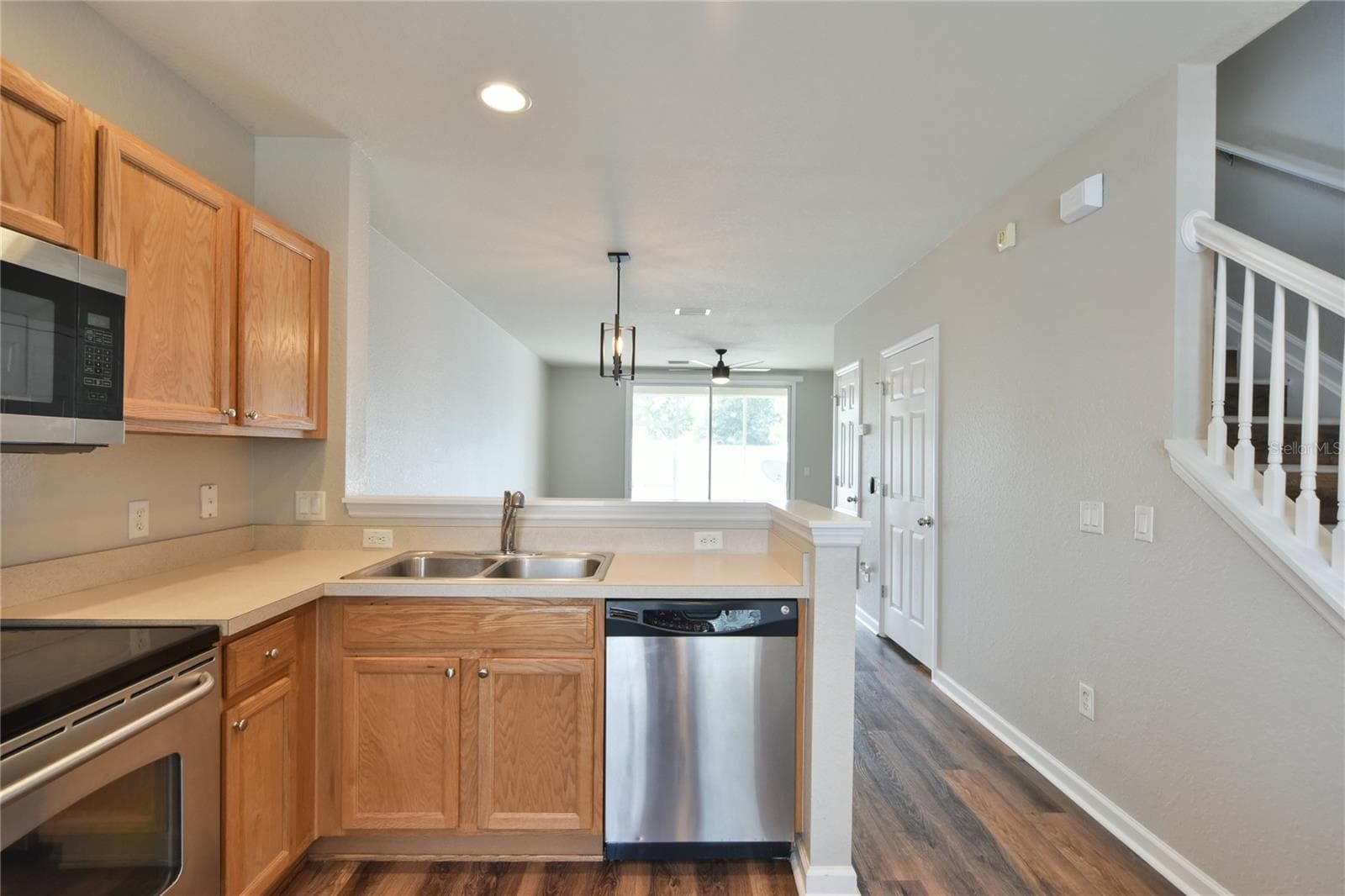 Townhouse at 4490 SW 49TH AVE, OCALA, photo 13 of 47
