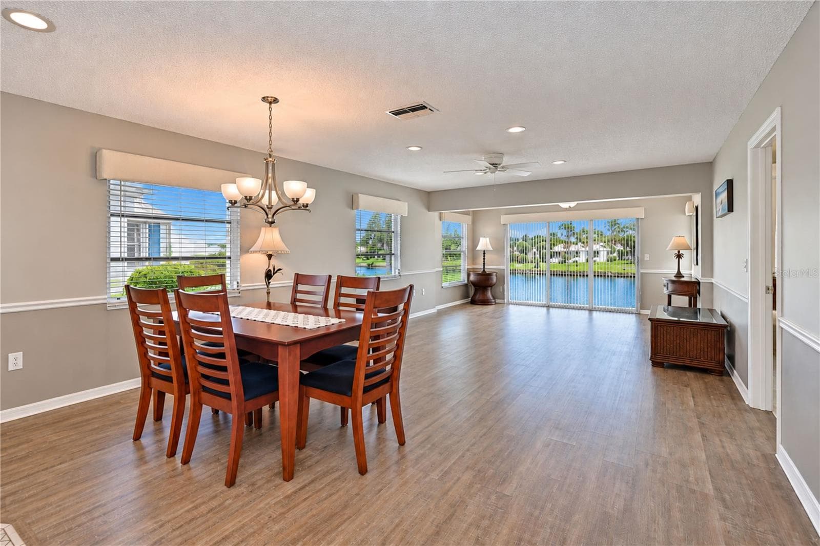 Condominium at 4605 LEXINGTON CIR, BRADENTON, photo 14 of 70
